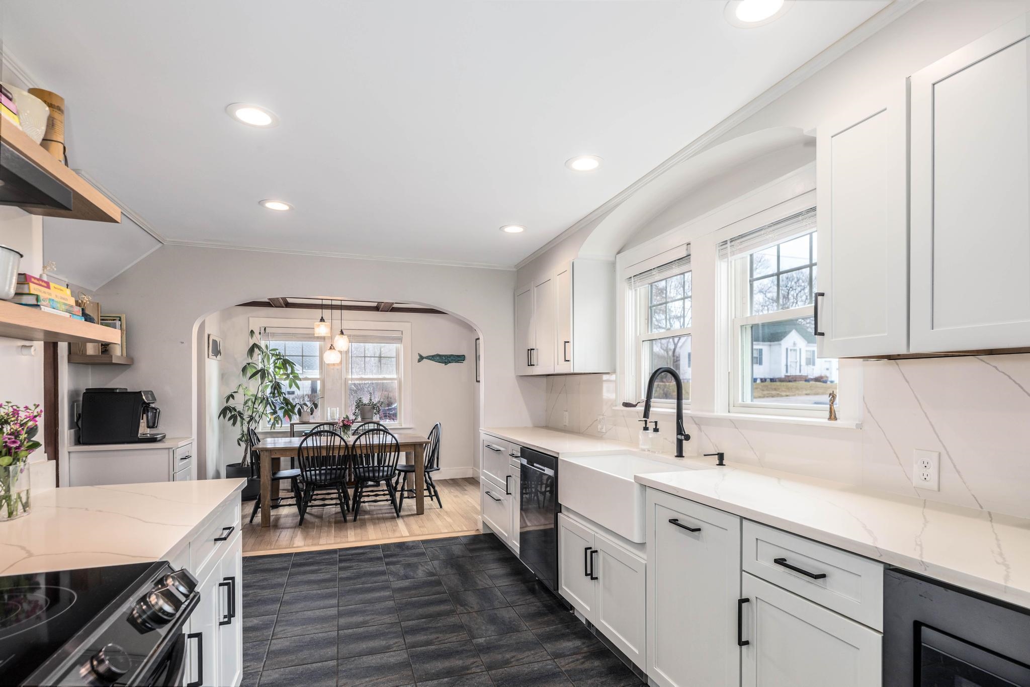 114 Fairview Ave, Portsmouth, NH 03801