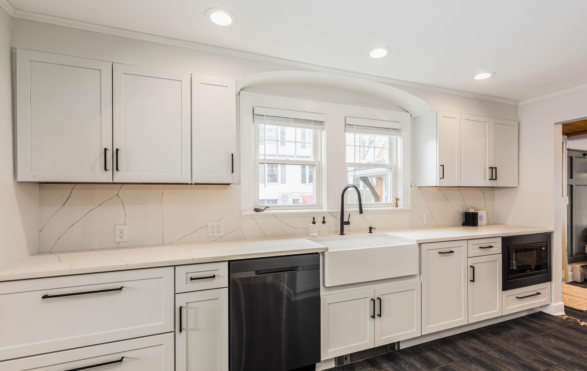 114 Fairview Ave, Portsmouth, NH 03801