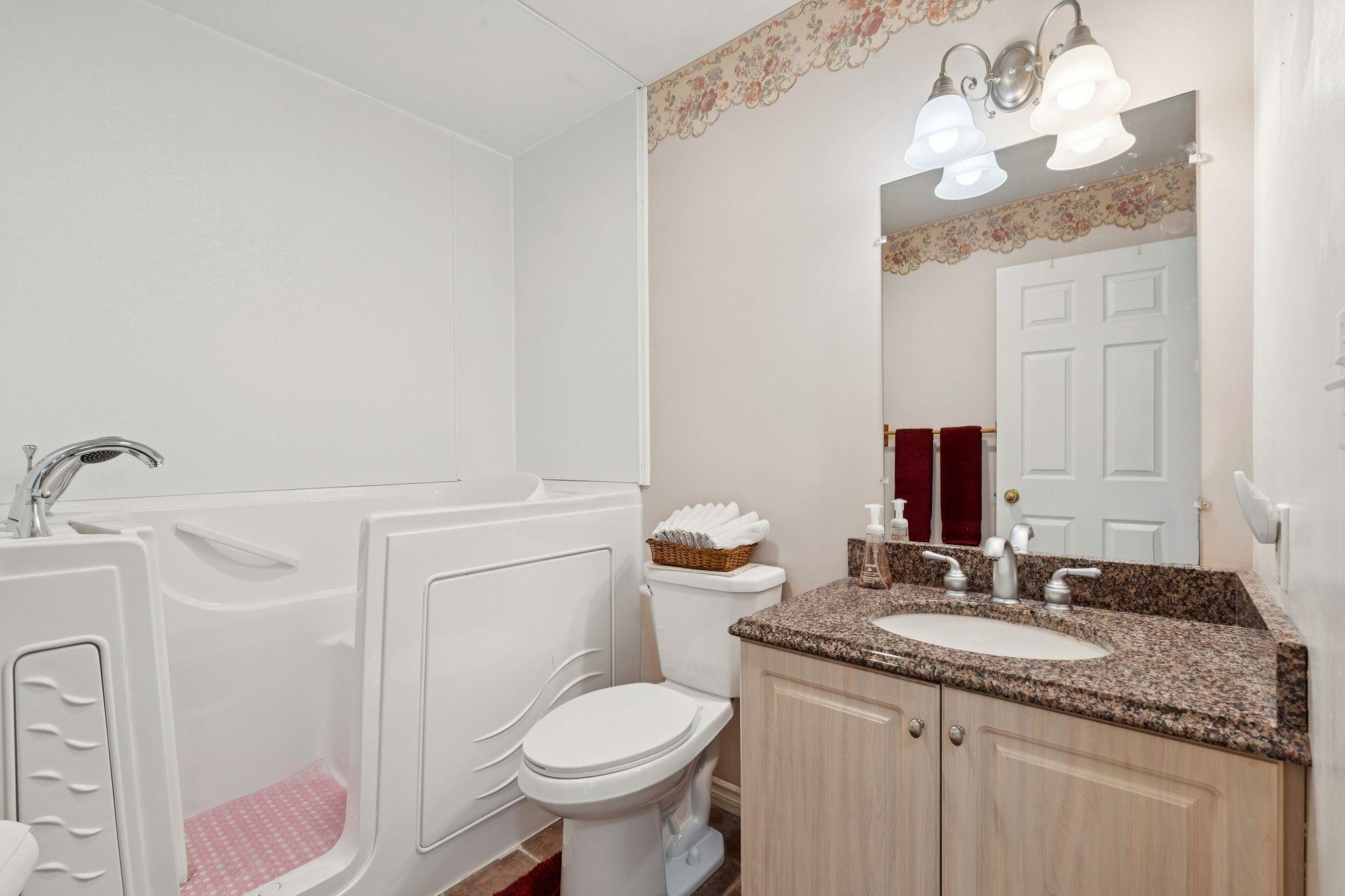 35 Pike Brook Rd, Brookfield, NH 03872