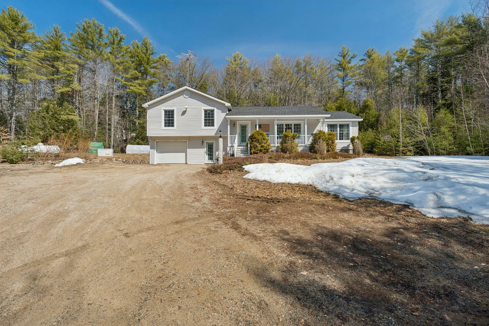 35 Pike Brook Rd, Brookfield, NH 03872