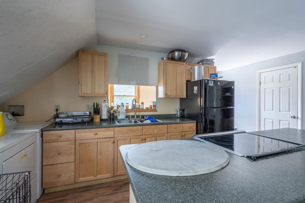 1350 Whittier Hwy Hw, Moultonborough, NH 03254