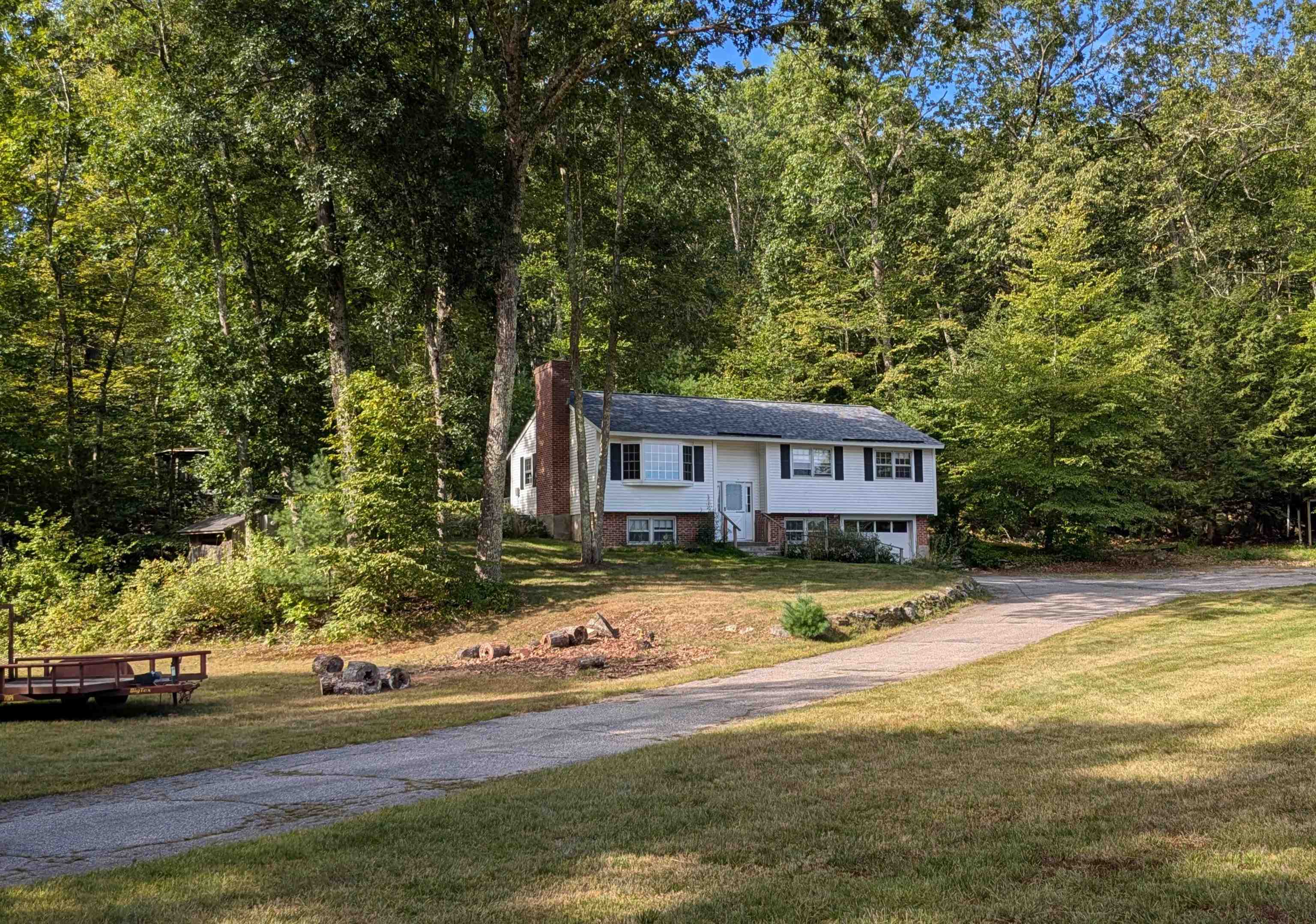 206 S Merrimack Rd, Hollis, NH 03049