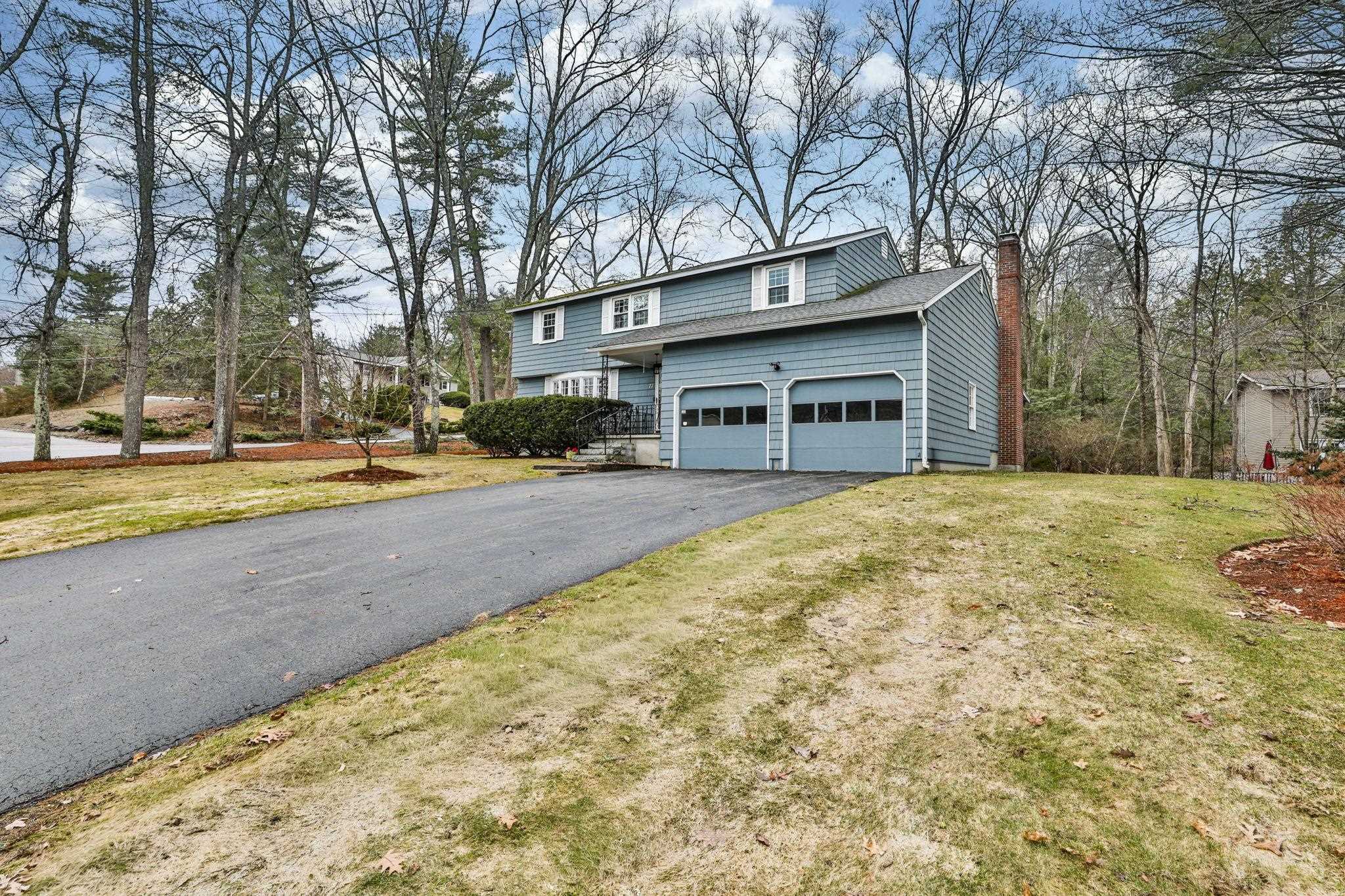 77 Dunbarton Dr, Nashua, NH 03063