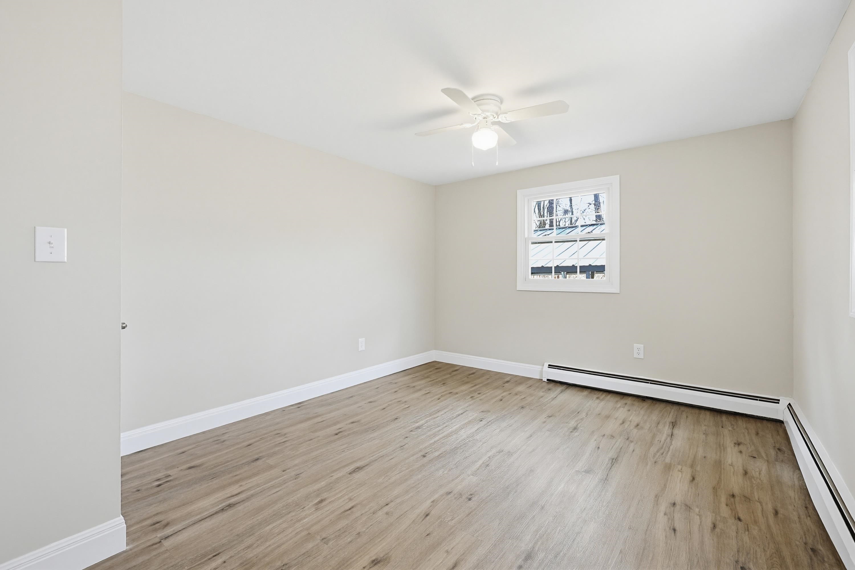 4 Autumn Cir, Plaistow, NH 03864