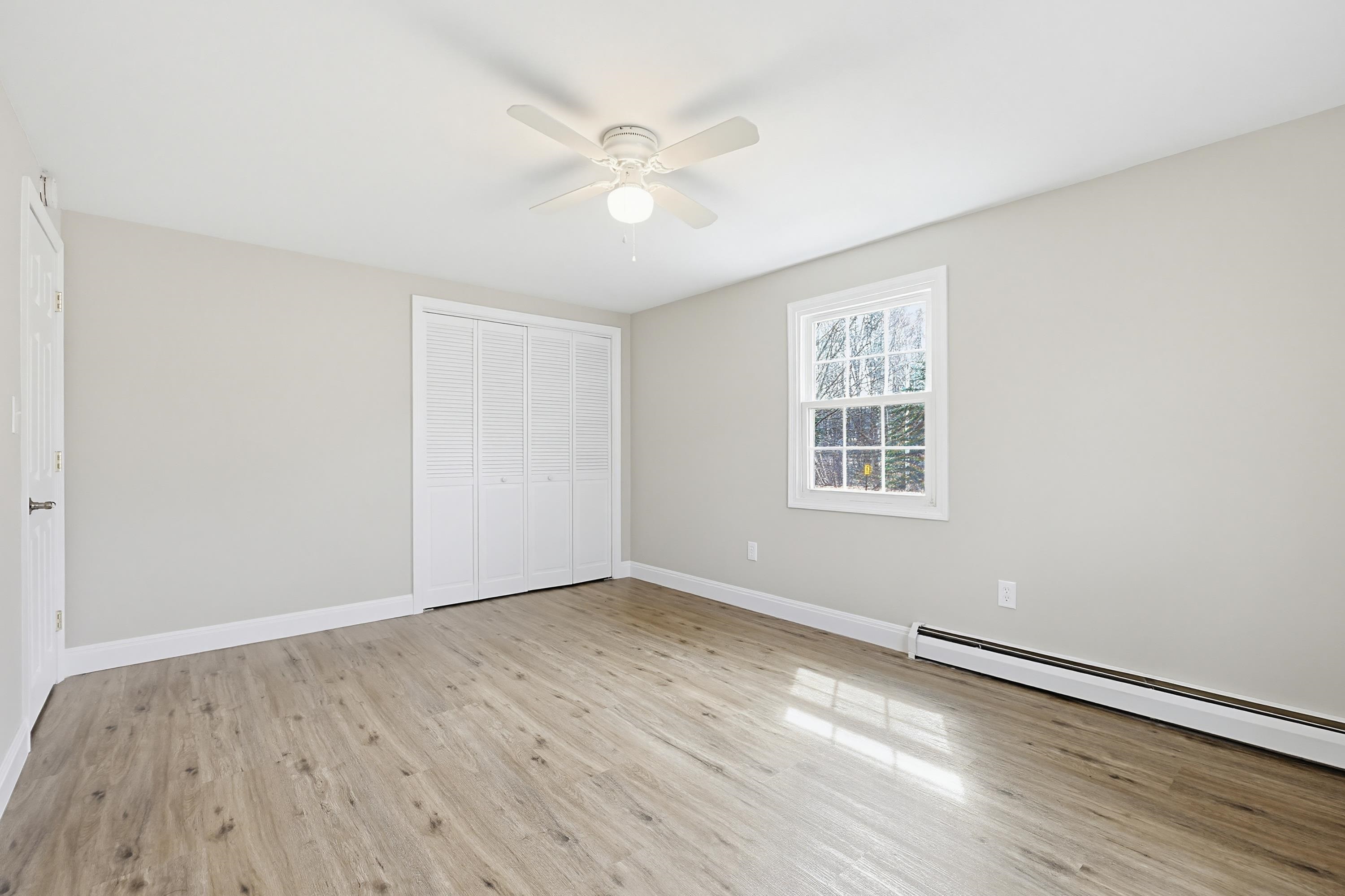 4 Autumn Cir, Plaistow, NH 03864