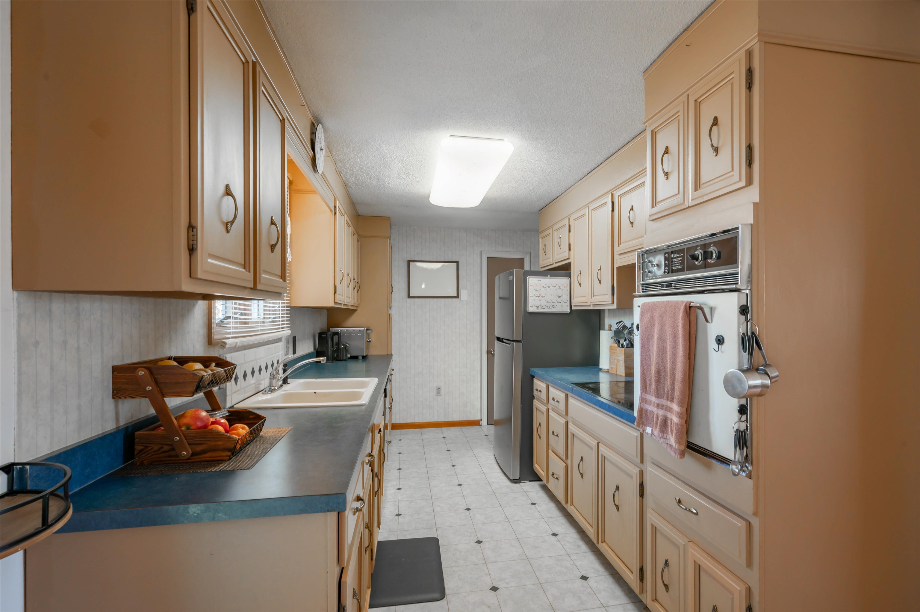 581 S Barnstead Rd, Barnstead, NH 03225