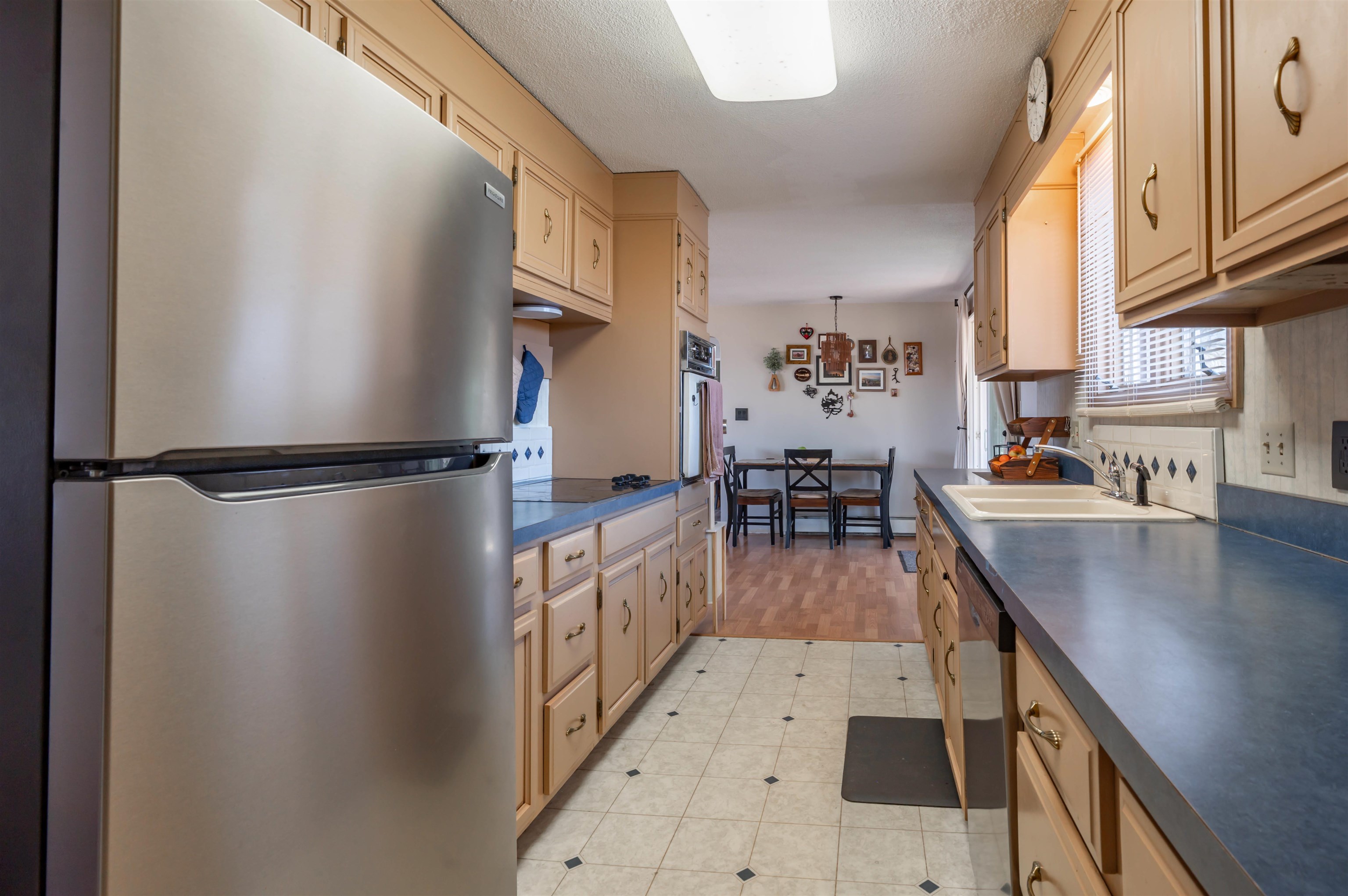 581 S Barnstead Rd, Barnstead, NH 03225