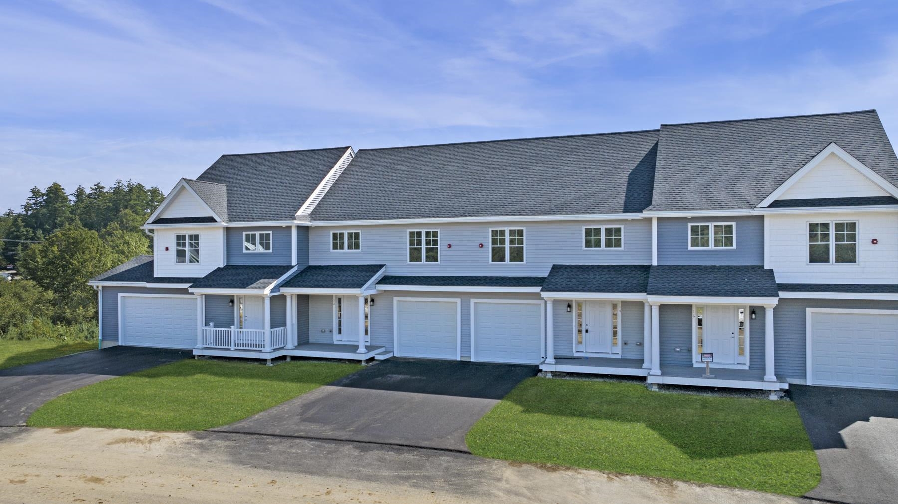 63 Crestview Way, Raymond, NH 03077