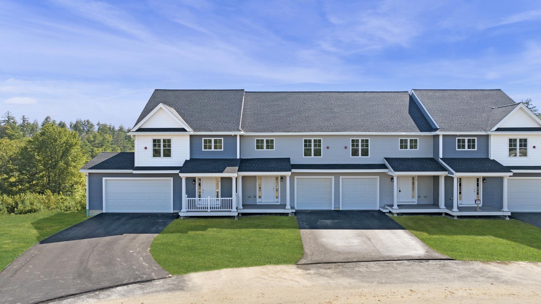 63 Crestview Way, Raymond, NH 03077