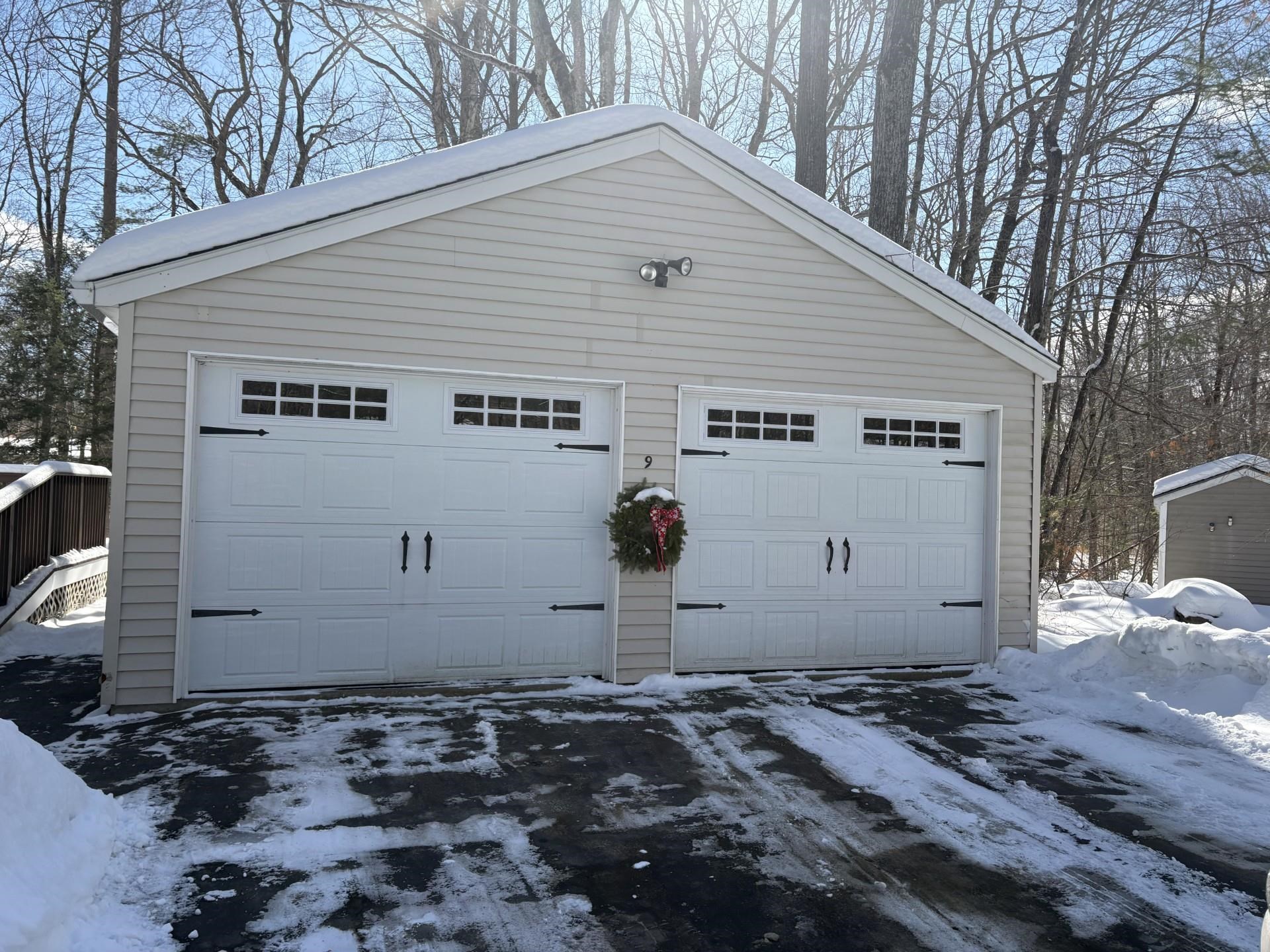 9 Kenyann Dr, Wolfeboro, NH 03894