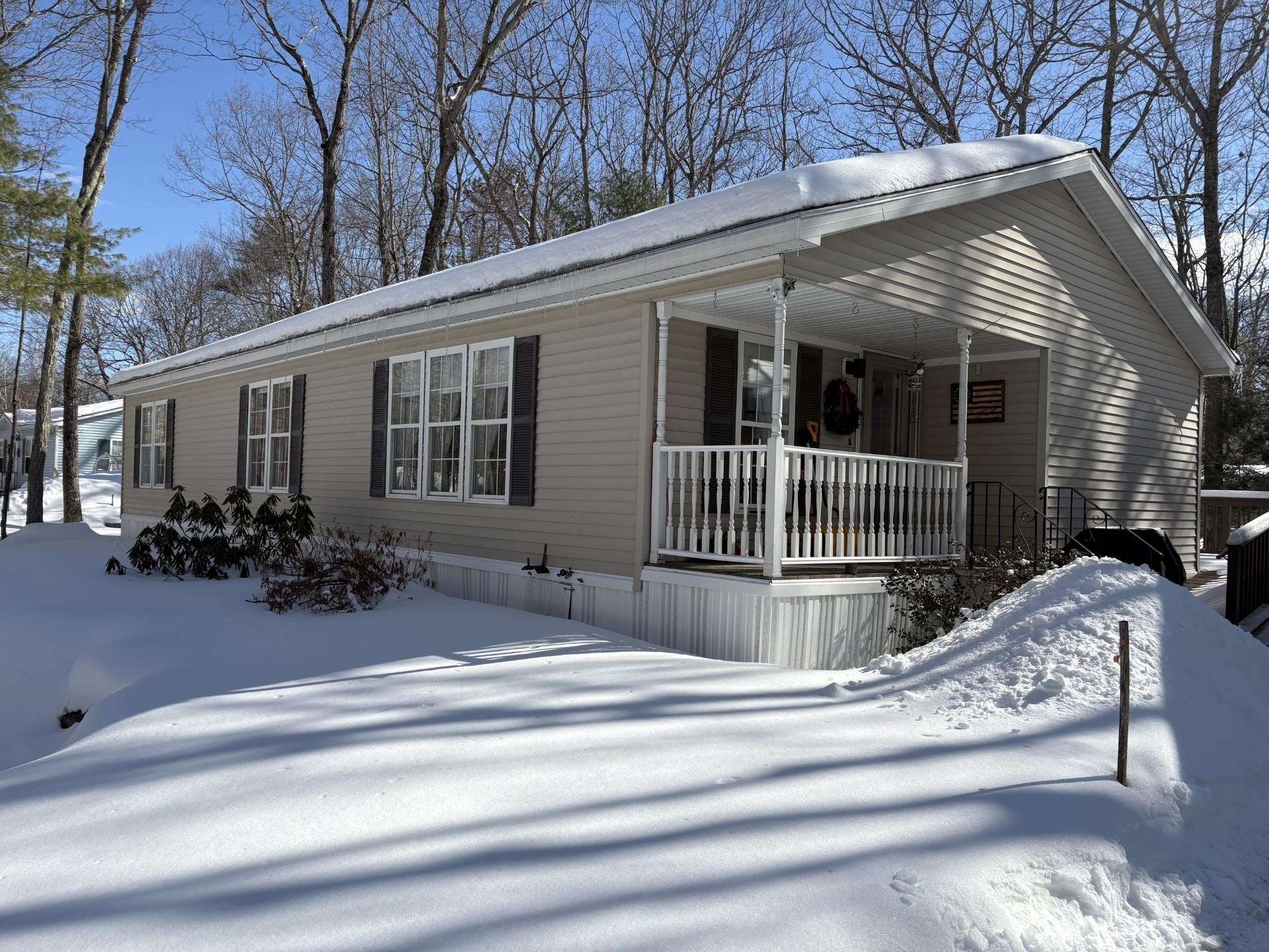 9 Kenyann Dr, Wolfeboro, NH 03894