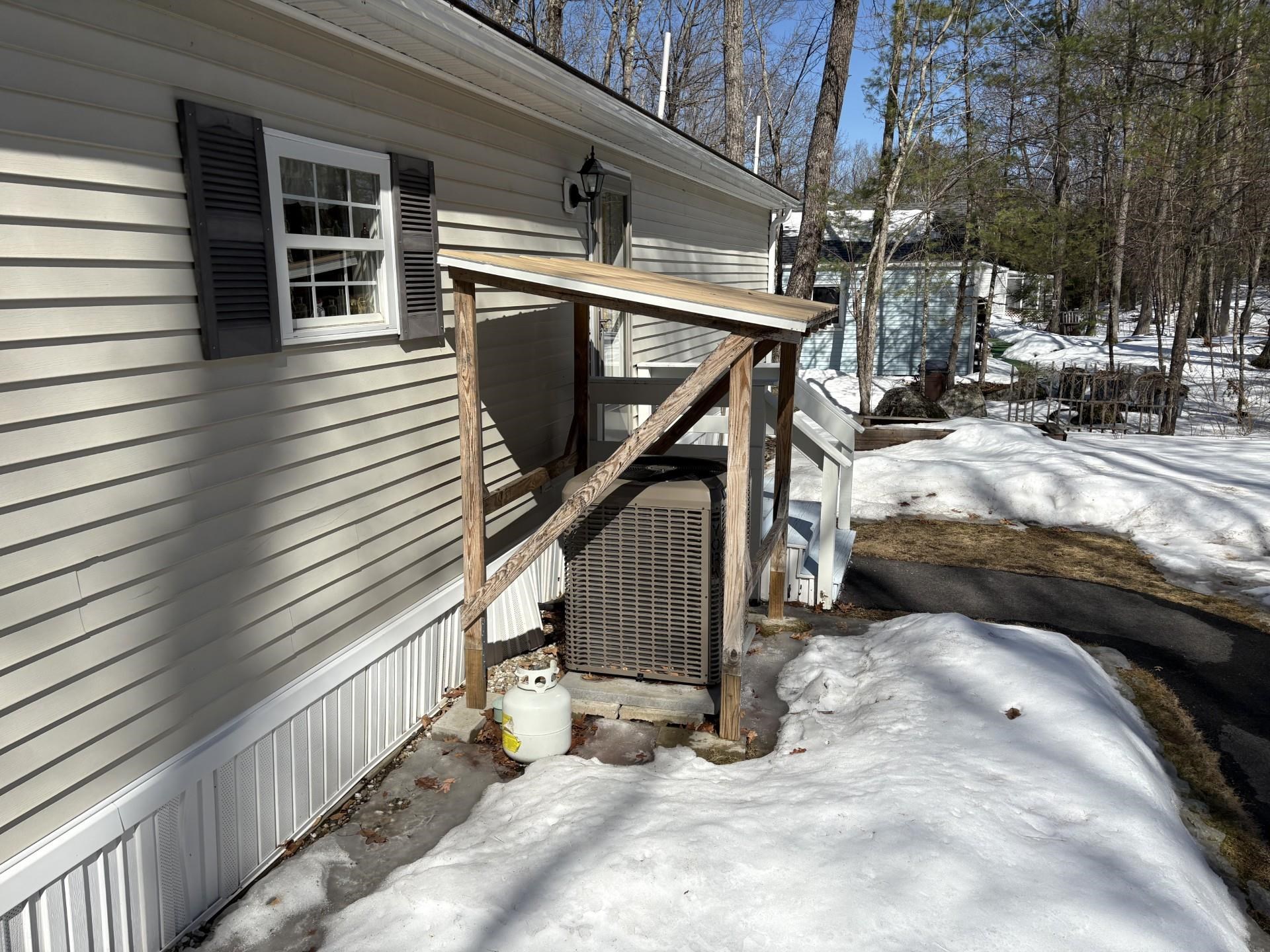 9 Kenyann Dr, Wolfeboro, NH 03894