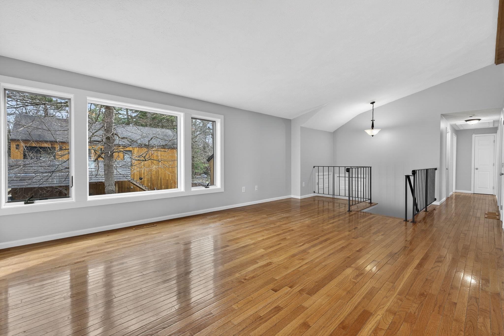 23 Radcliffe Dr, Milford, NH 03055