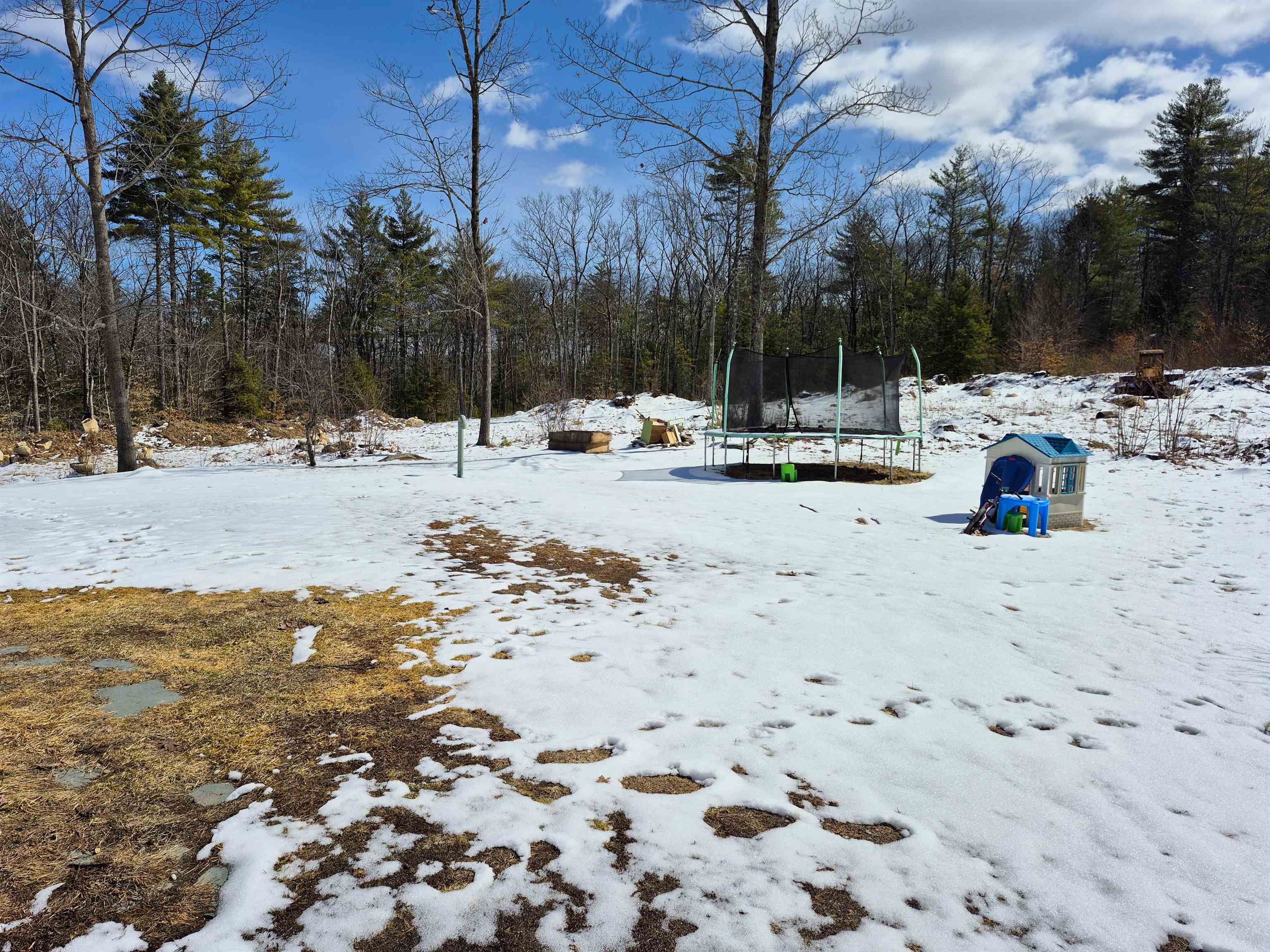 115 Moody Rd, Effingham, NH 03882