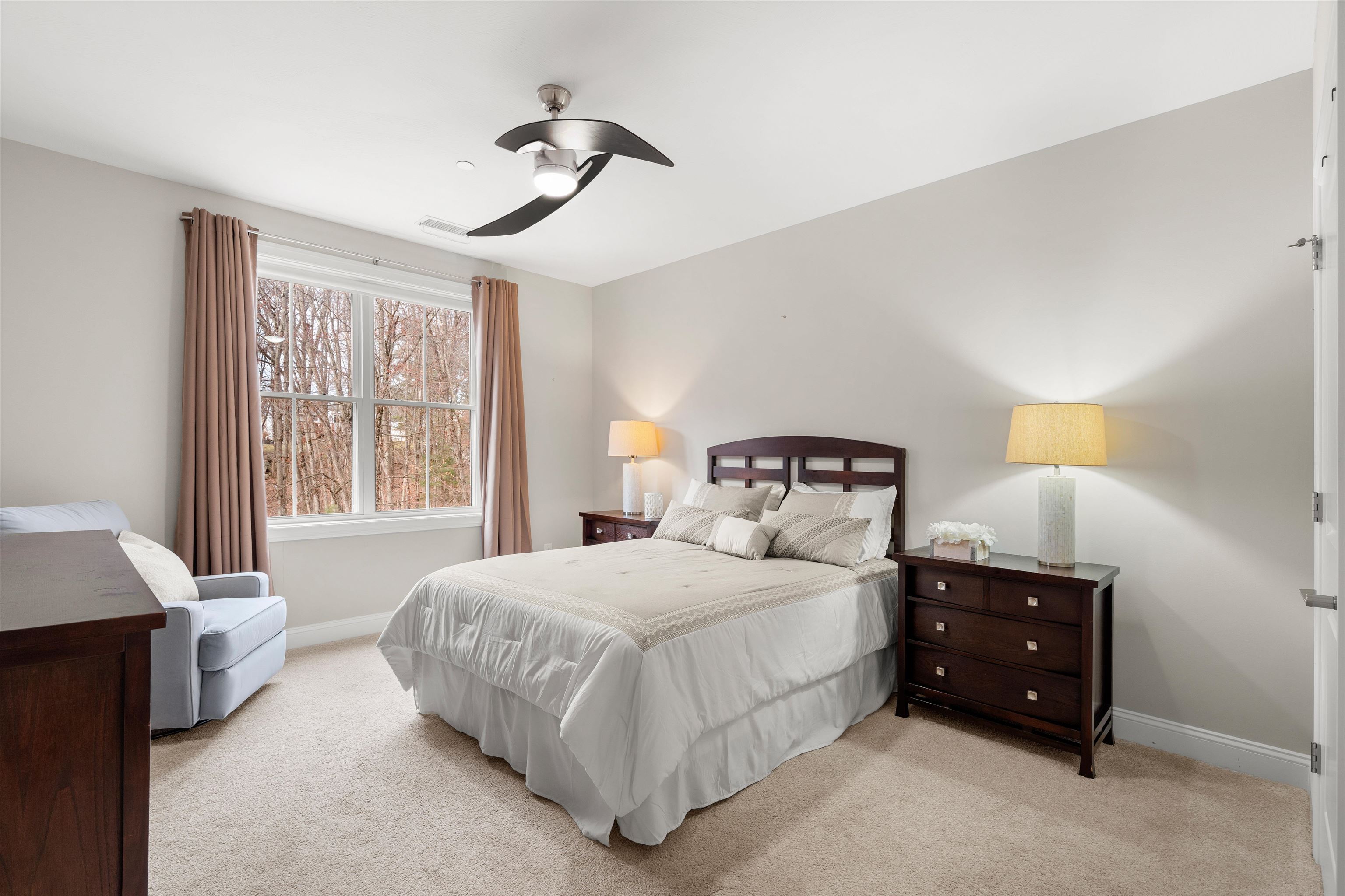 2 Henry David Dr, Nashua, NH 03062