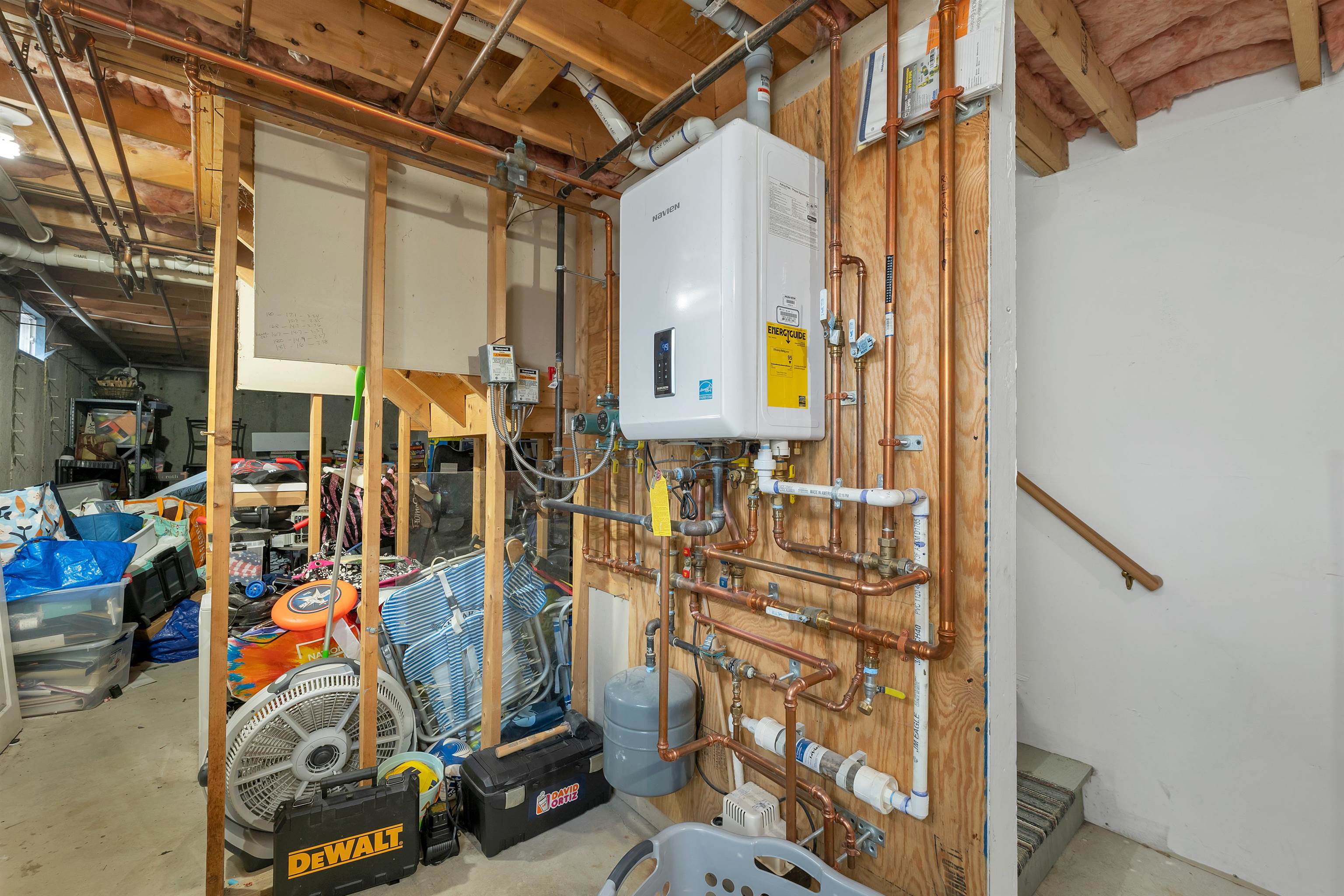 479 Lake Ave, Manchester, NH 03103