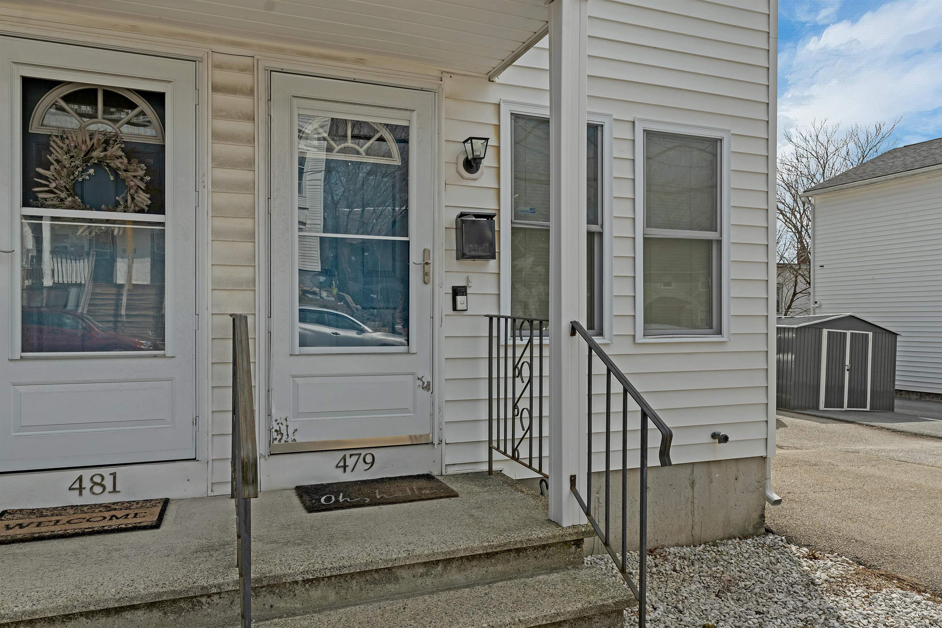 479 Lake Ave, Manchester, NH 03103