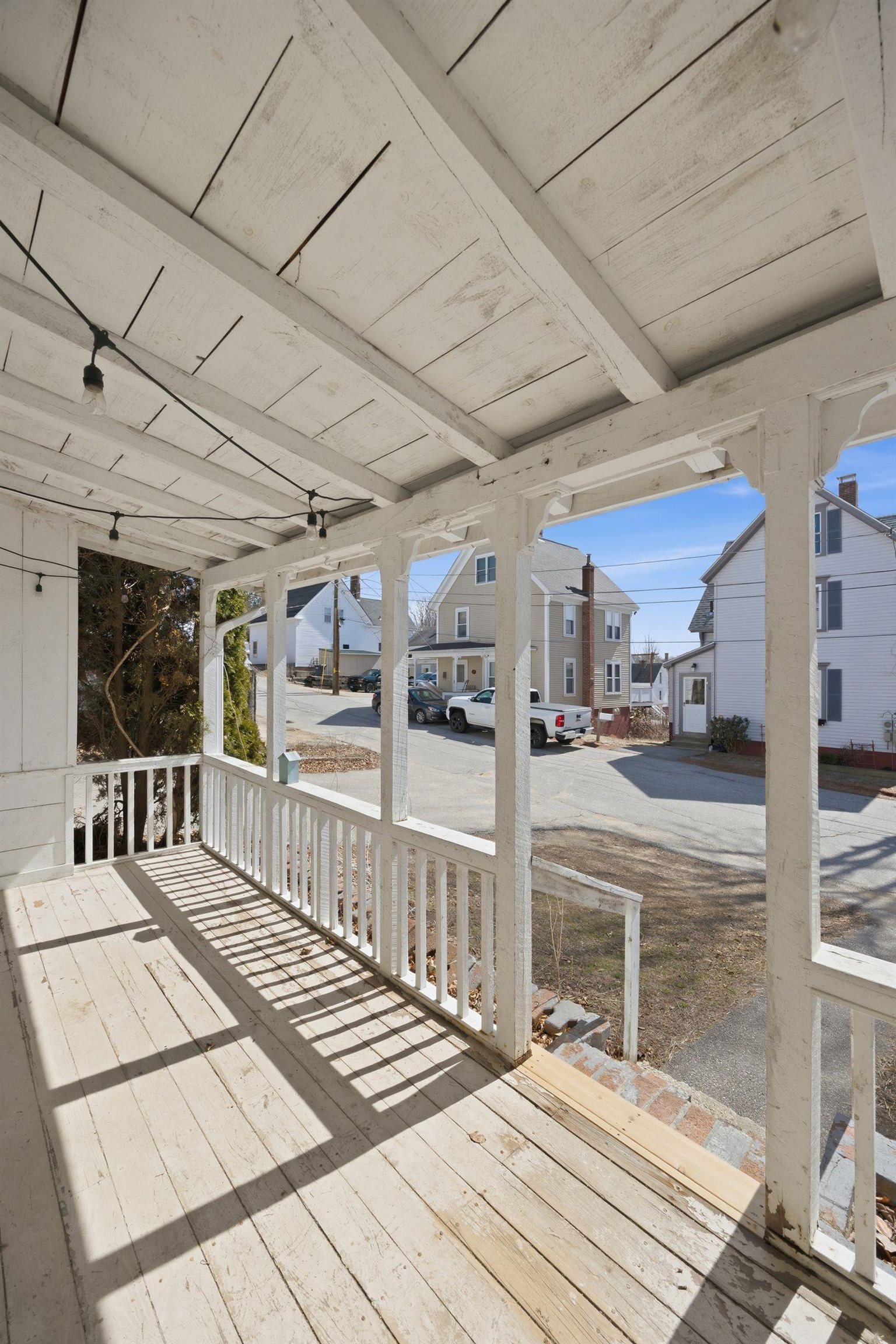 7 West St, Tilton, NH 03276