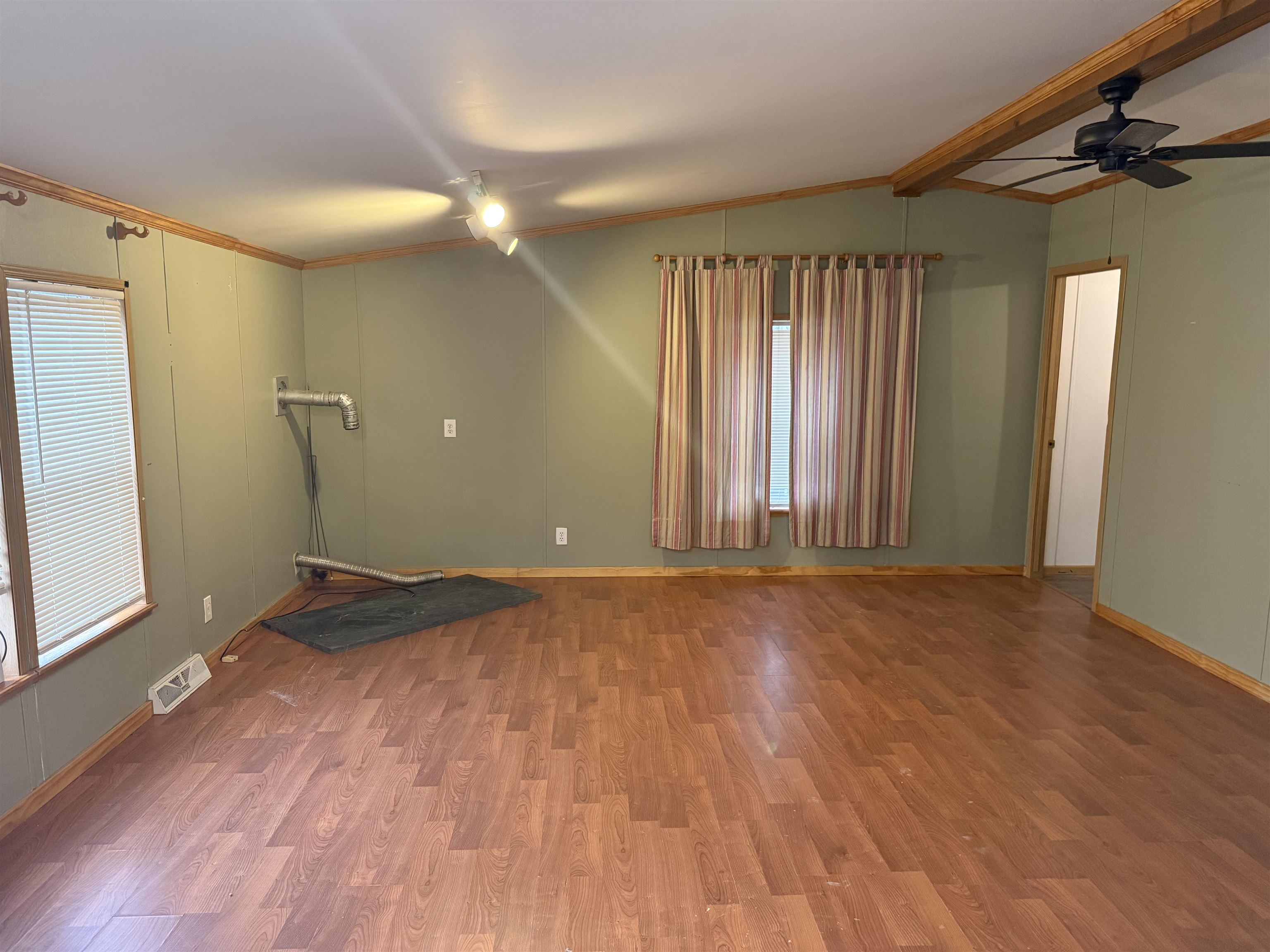 105 Brock Hill Rd, Grafton, NH 03240