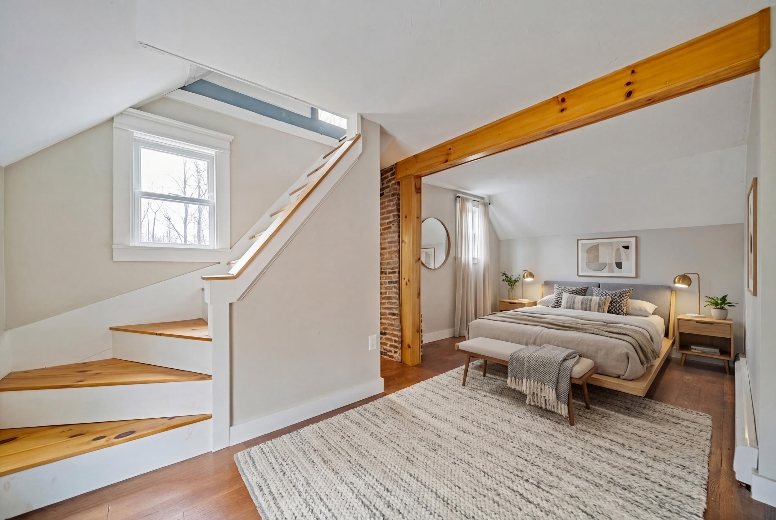 79 Haverhill Rd, Chester, NH 03036