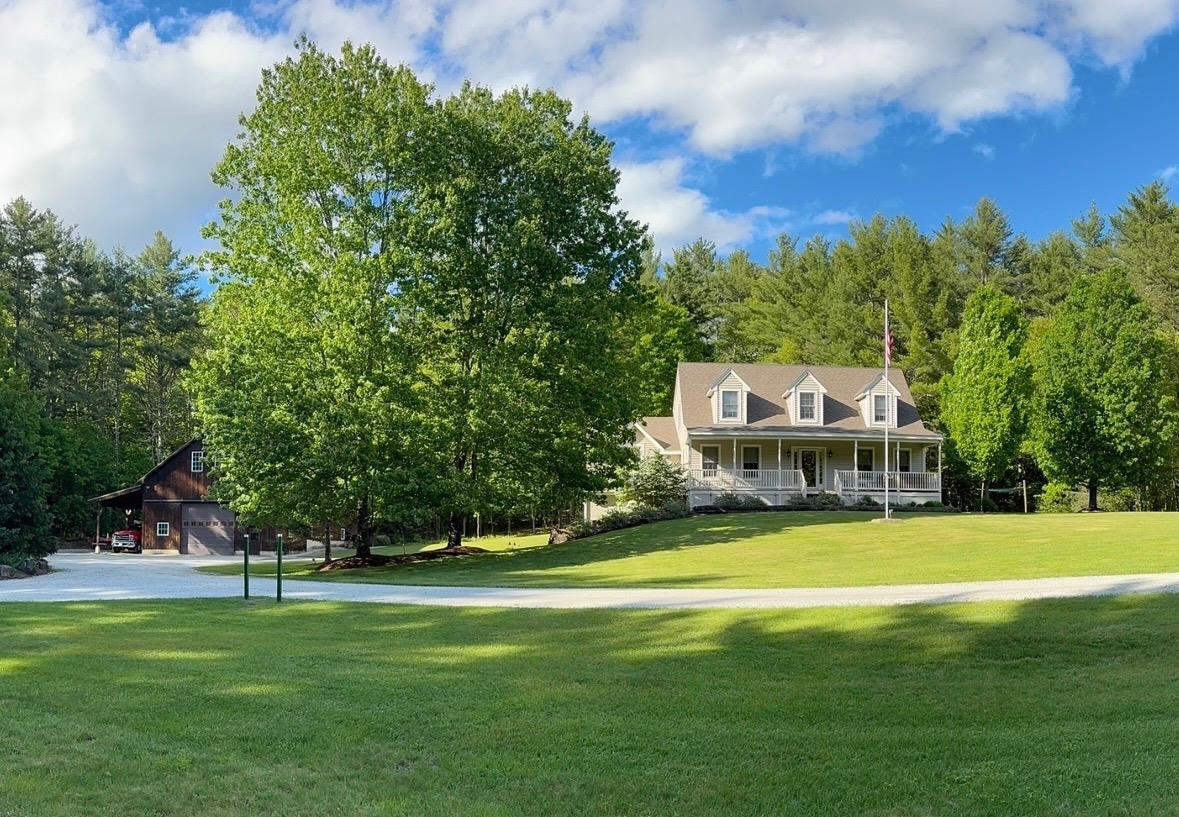 Amherst NH&nbsp;Home for sale $1,200,000 $432 per sq.ft.