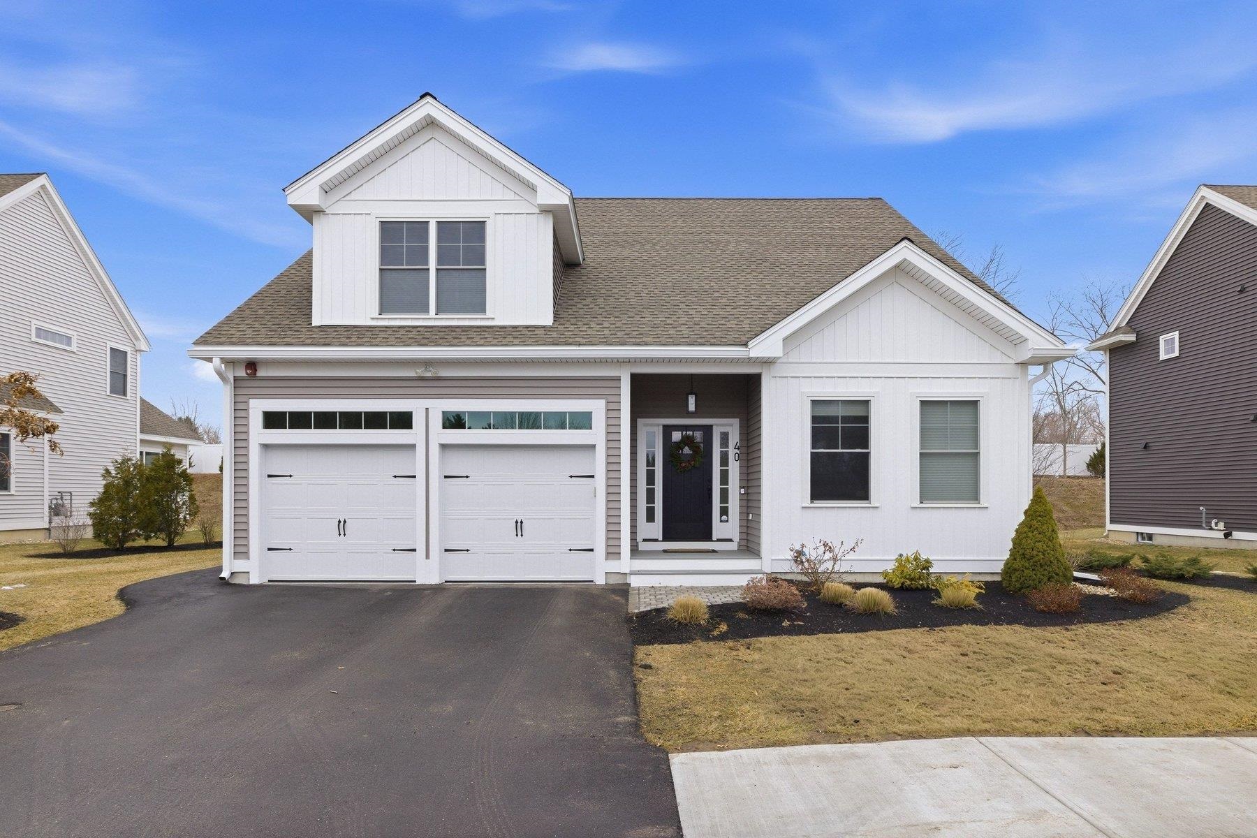 40 Sage Ln, Portsmouth, NH 03801