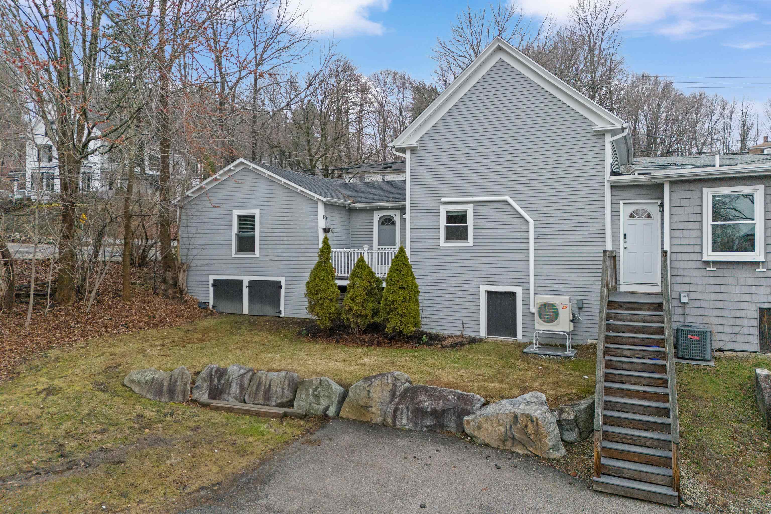 142 Broadway  #3, Dover, NH 03820