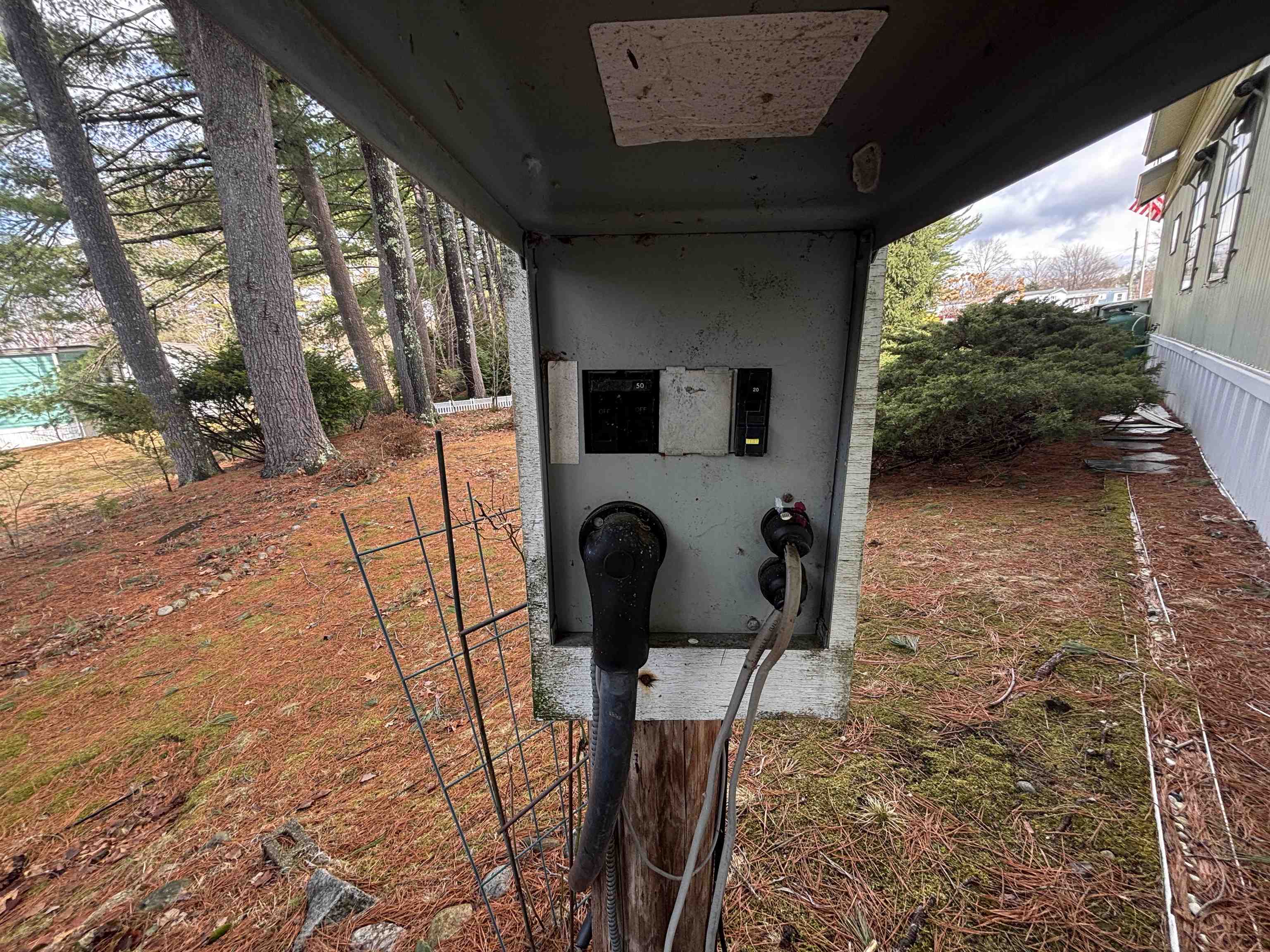 15 Sunrise Trl, Nashua, NH 03062