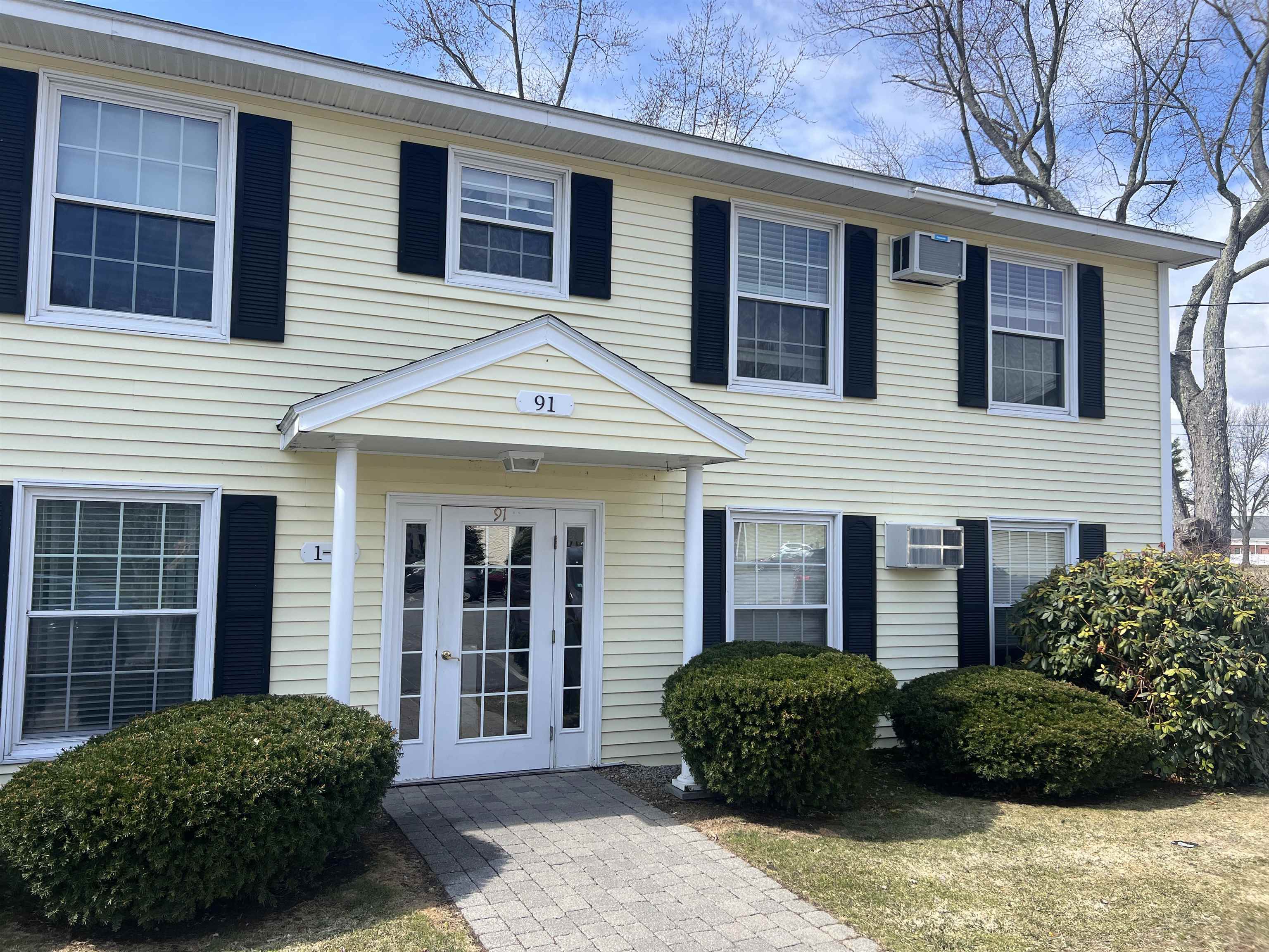 91 Winnacunnet Rd, Hampton, NH 03842