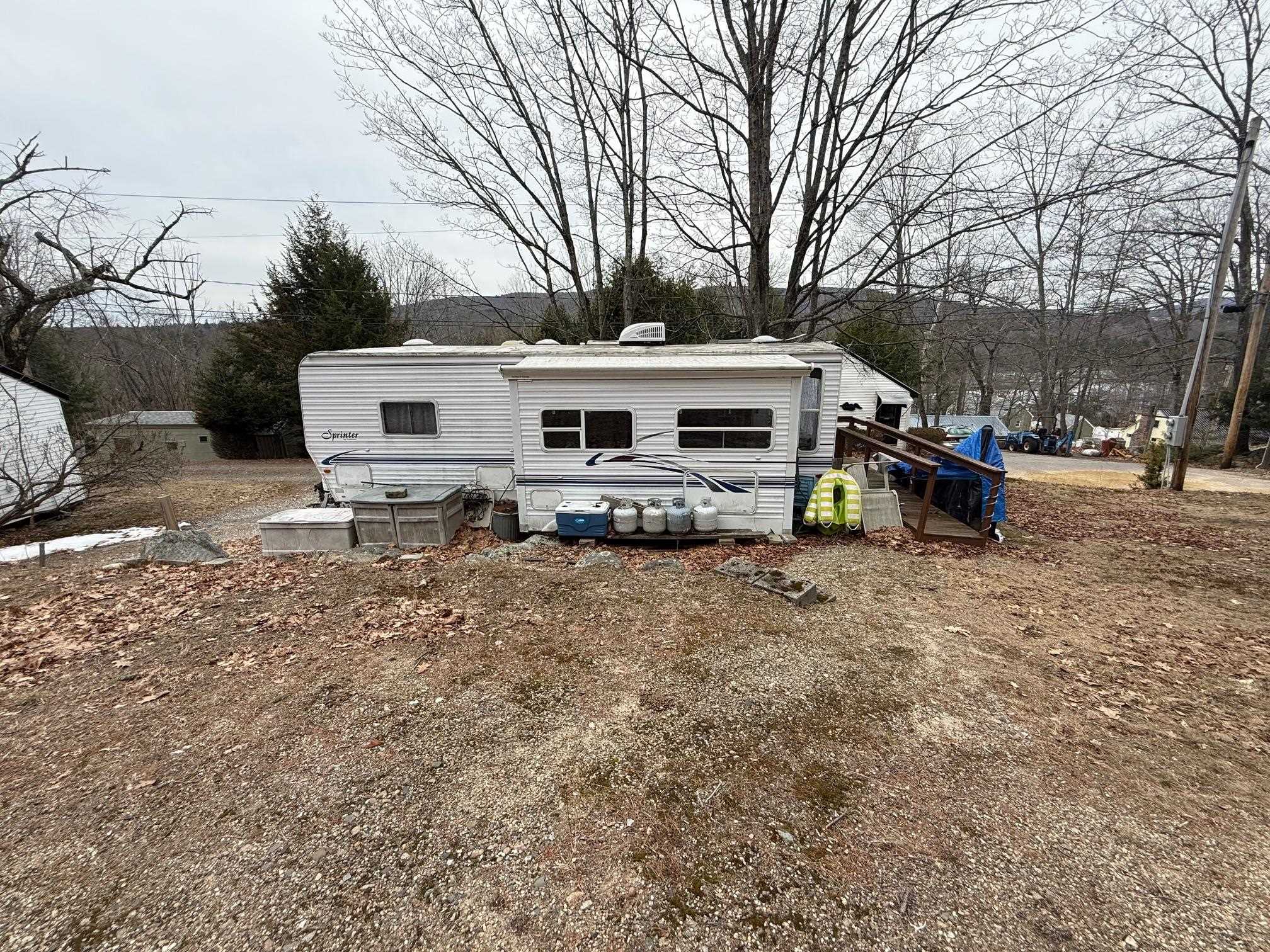 6 Viewland Court — photo 1