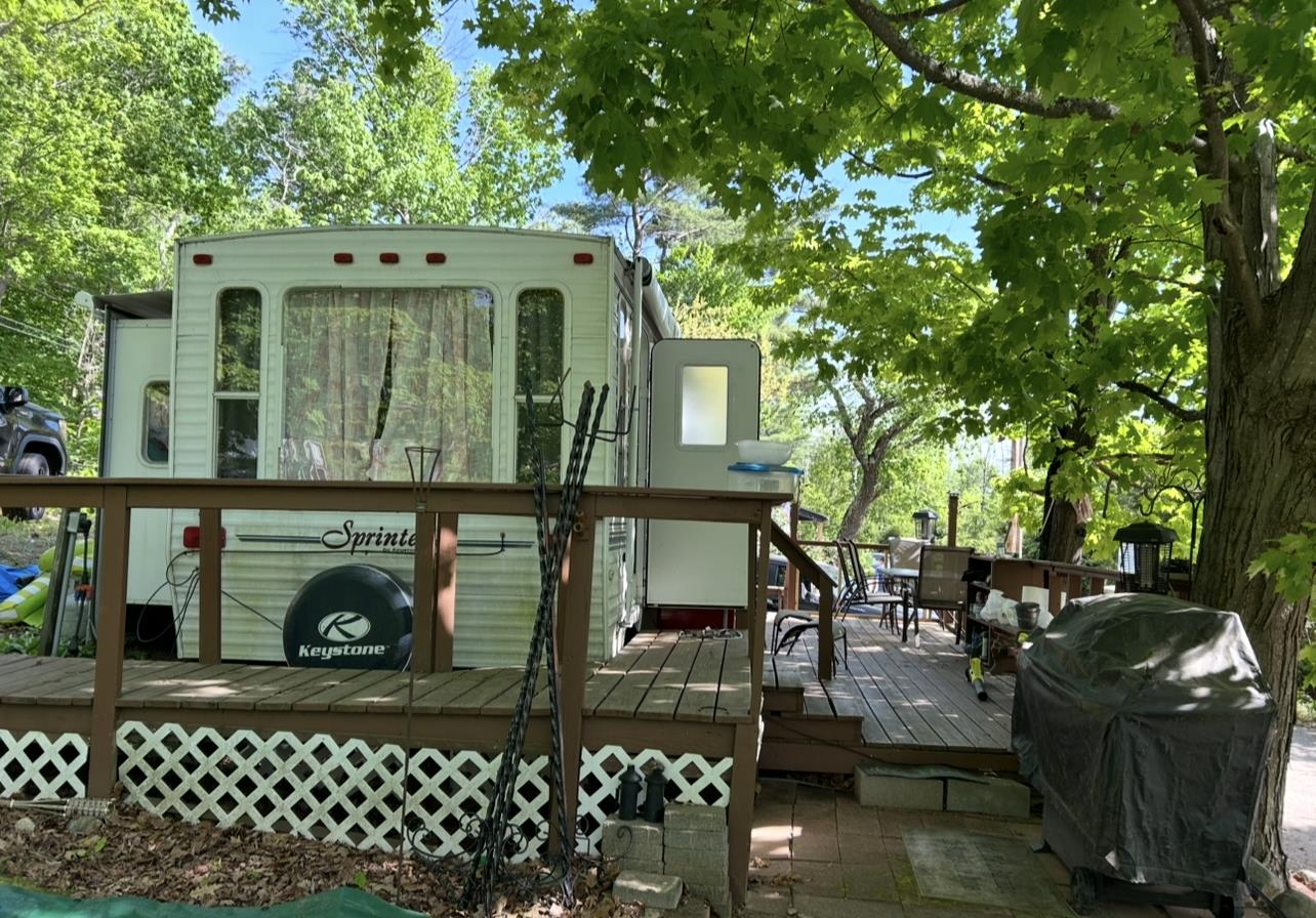 6 Viewland Court — photo 3