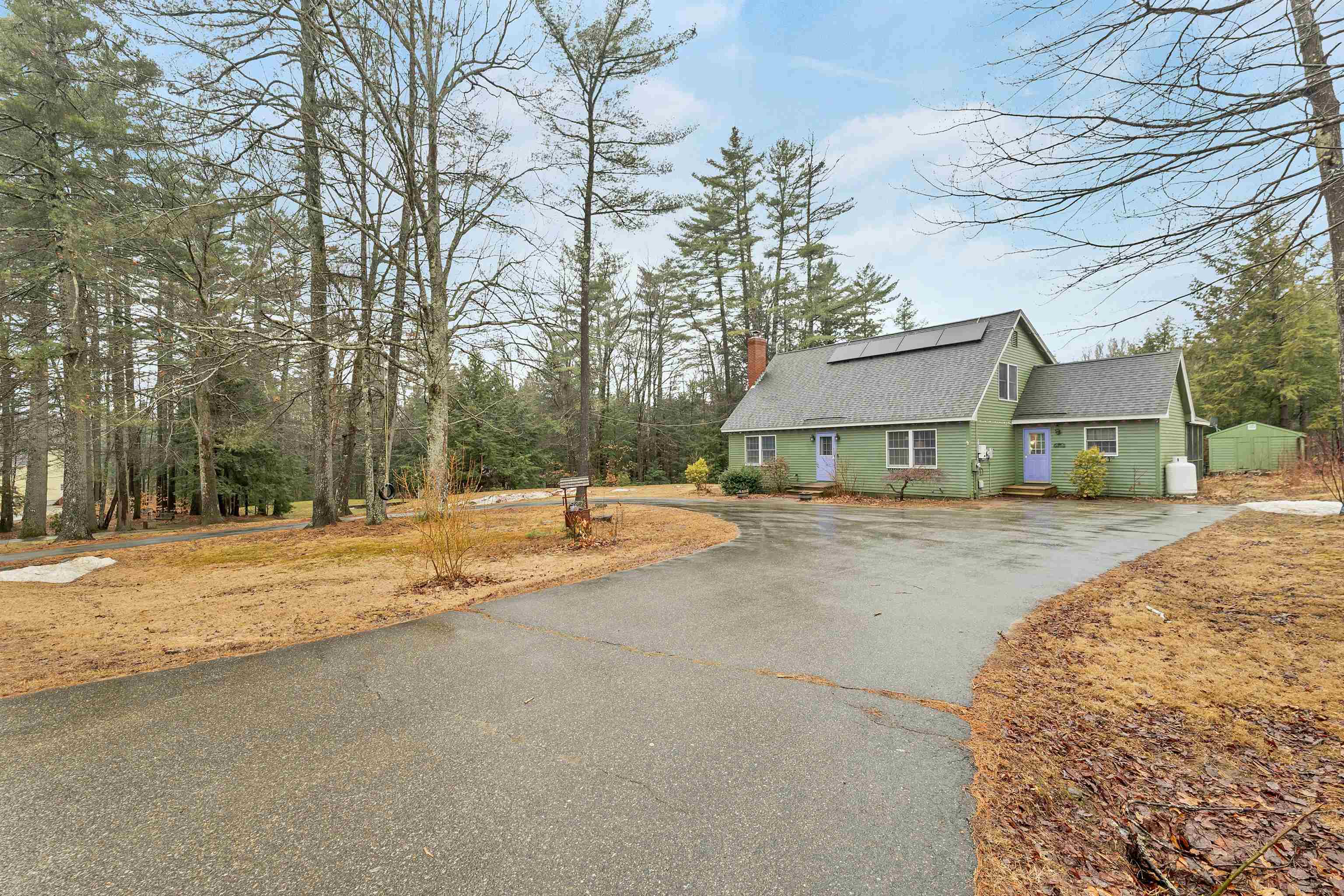 104 Ridgewood Dr, Gilmanton, NH 03237