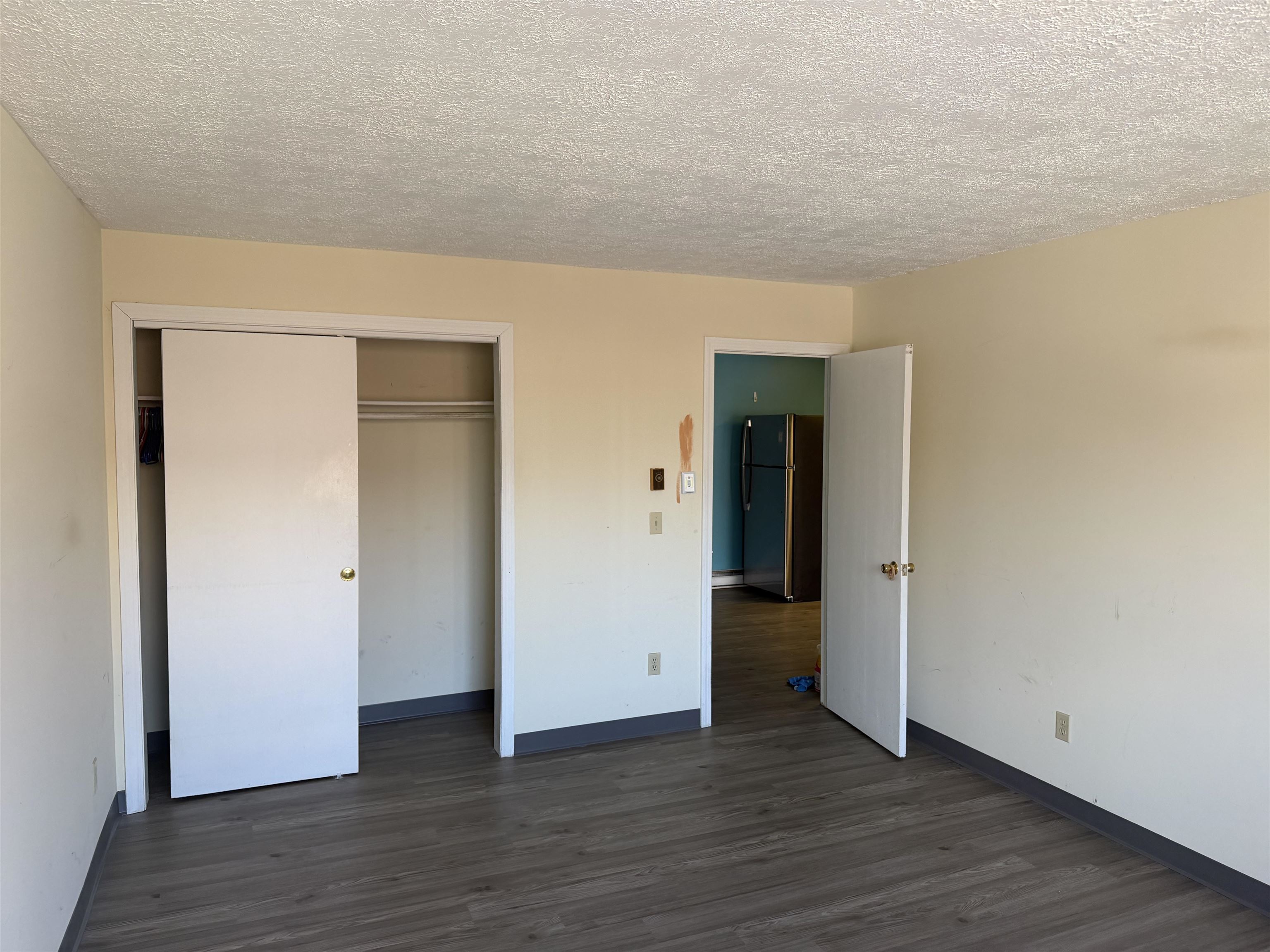 64 Dunbarton Rd, Manchester, NH 03102