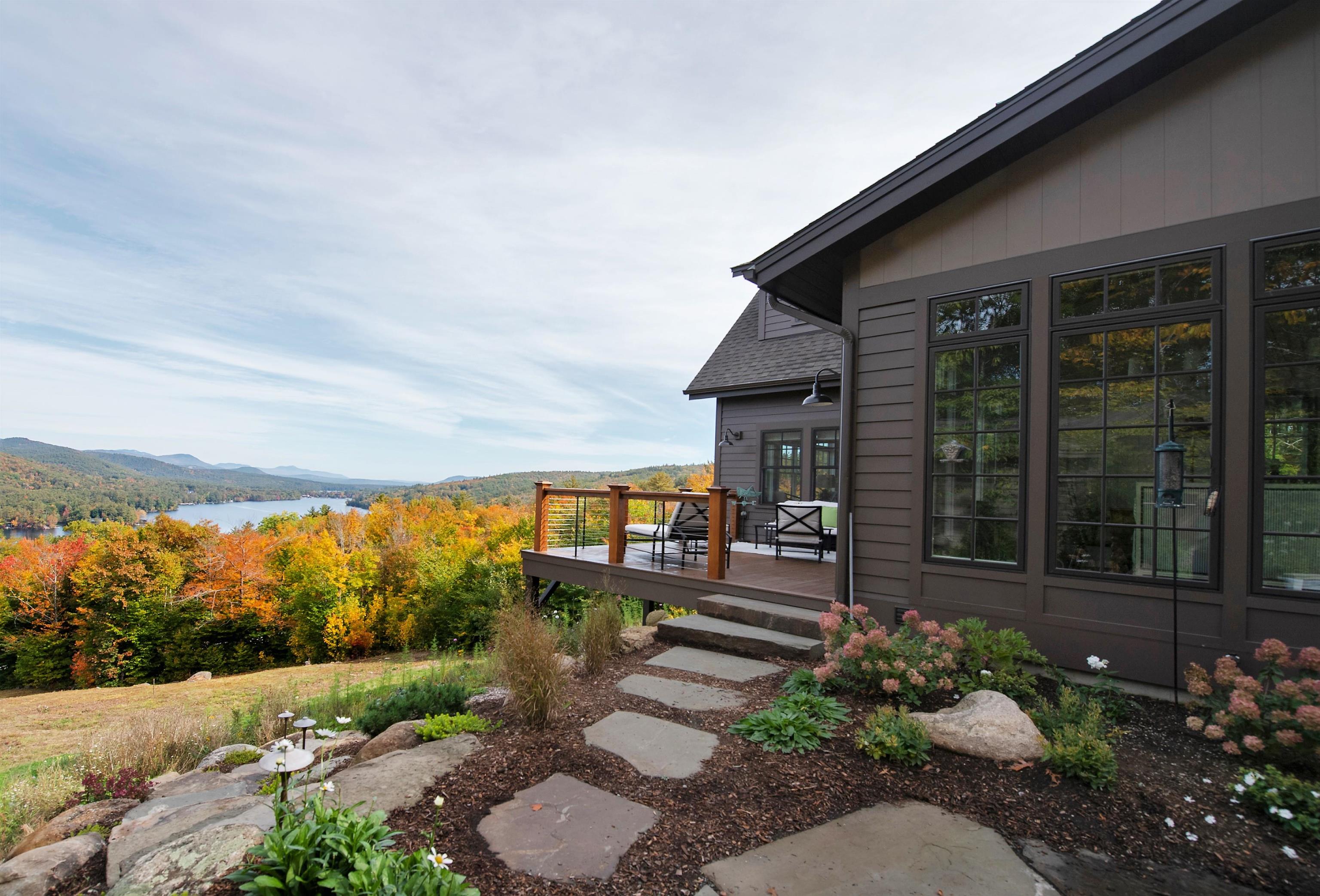 68 Ridge Rd, Ashland, NH 03217