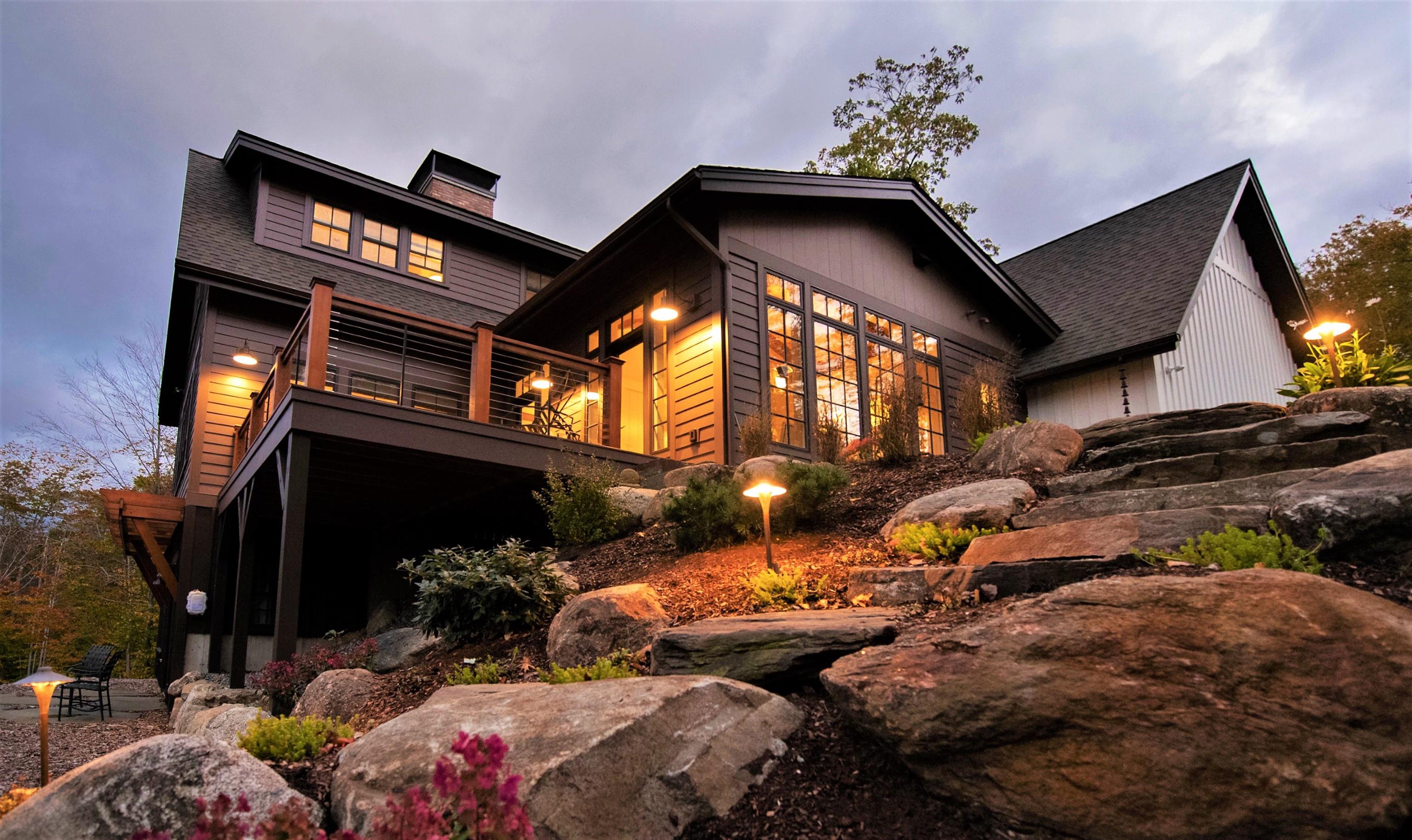 68 Ridge Rd, Ashland, NH 03217