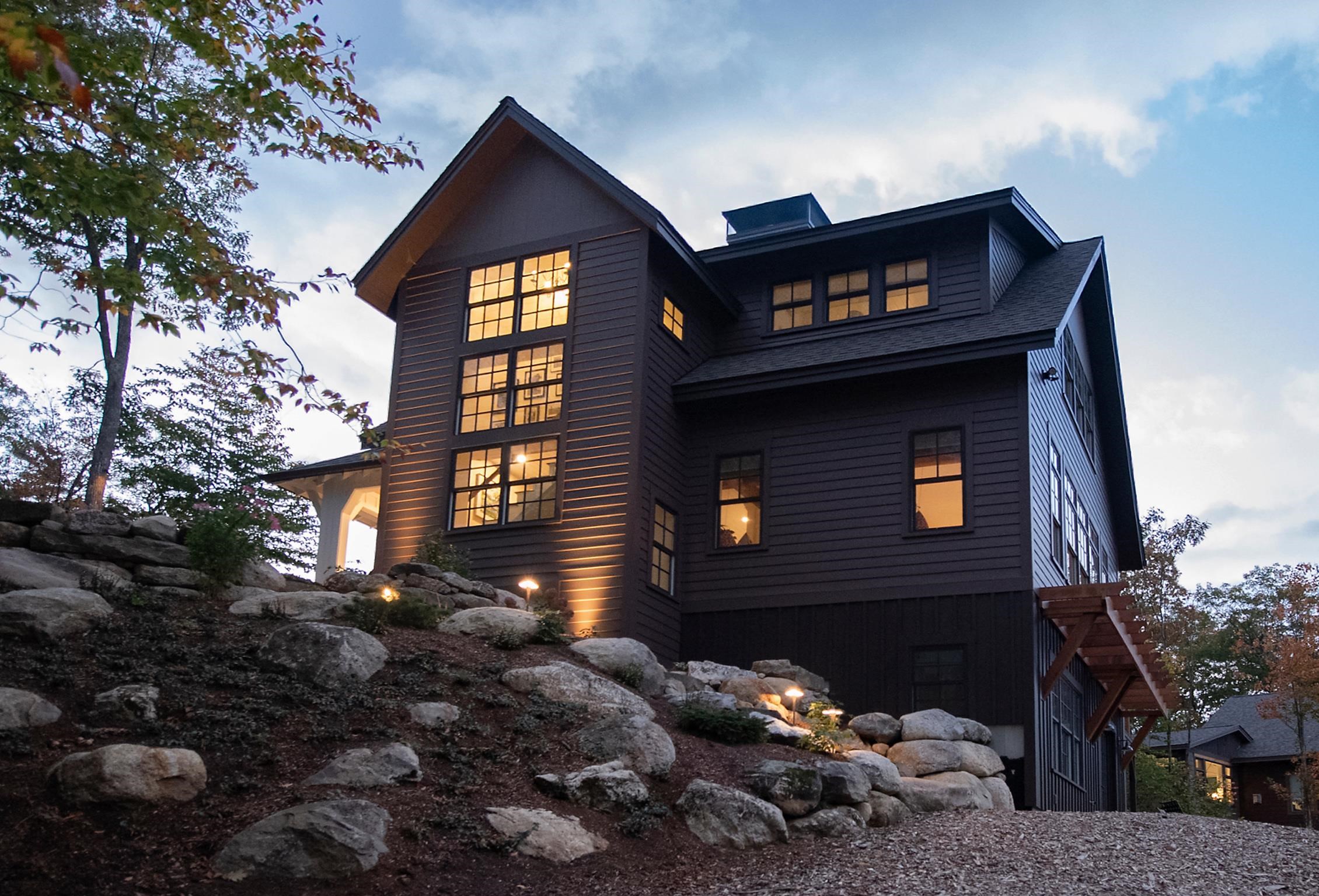 68 Ridge Rd, Ashland, NH 03217