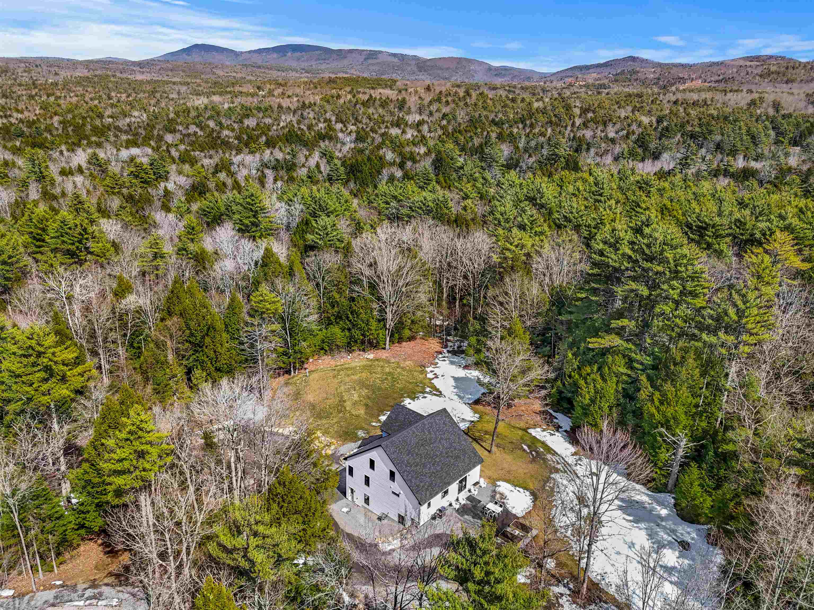 126 Grimstone Dr, Belmont, NH 03220