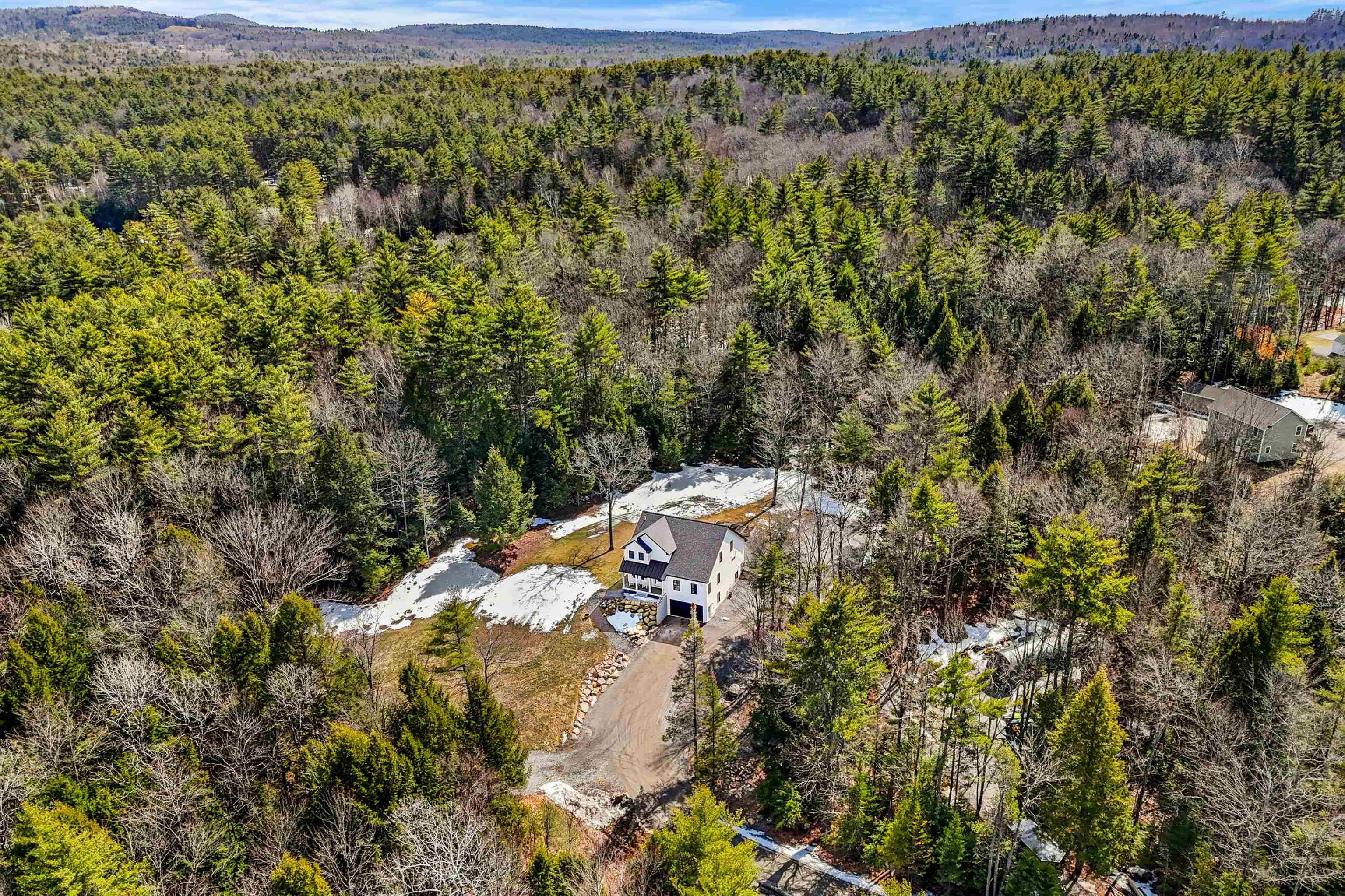 126 Grimstone Dr, Belmont, NH 03220