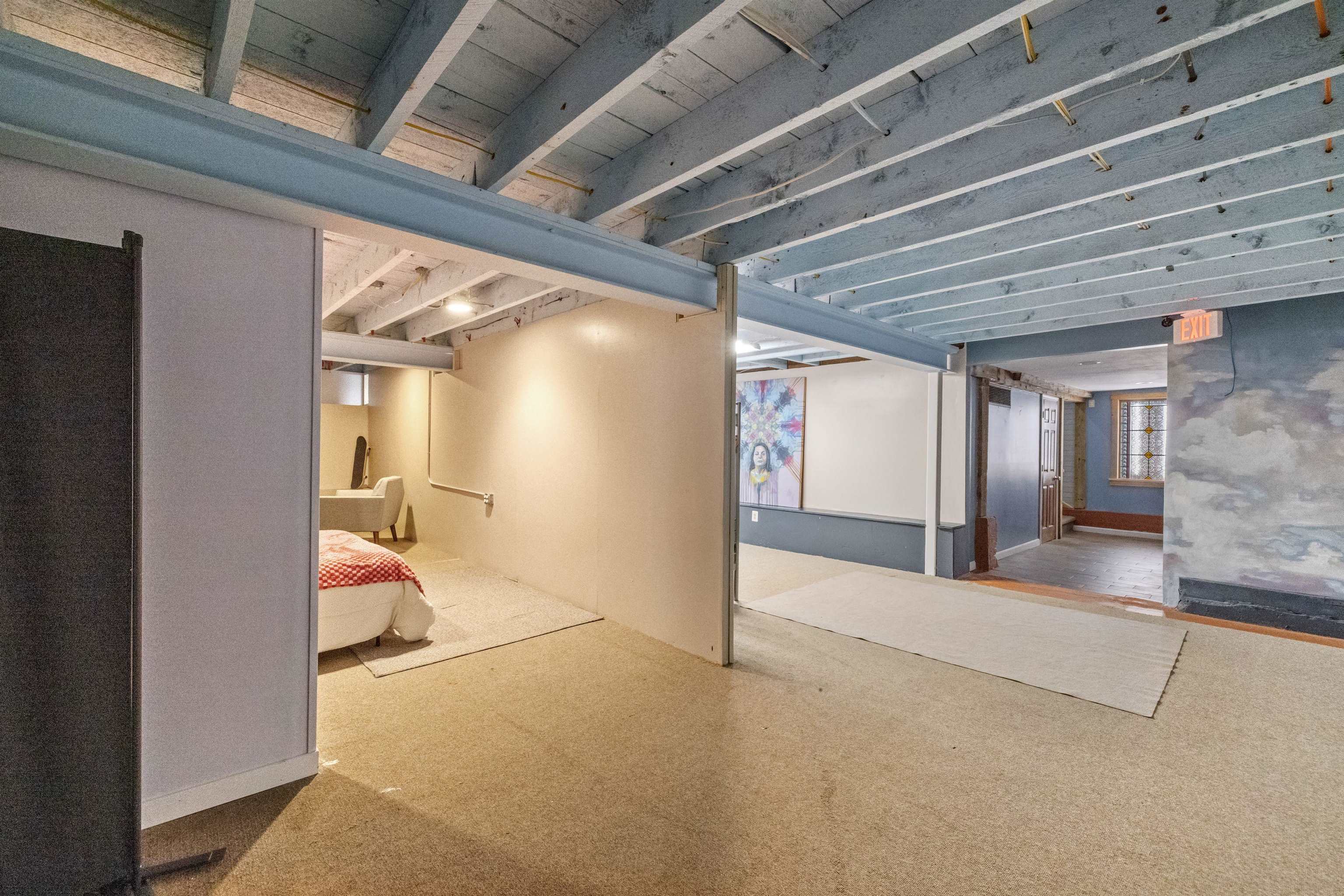 42 Maple St, Bethlehem, NH 03574