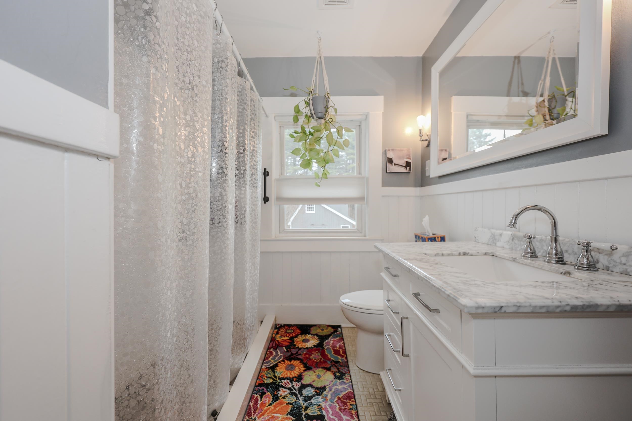 54 Prospect St, Milford, NH 03055