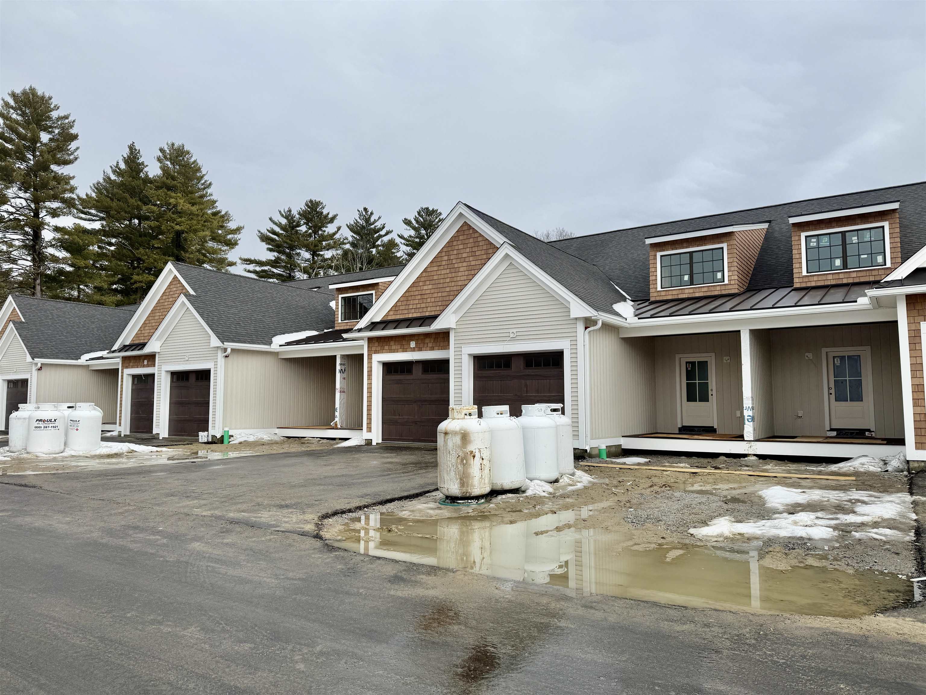 23 Main St, Candia, NH 03034