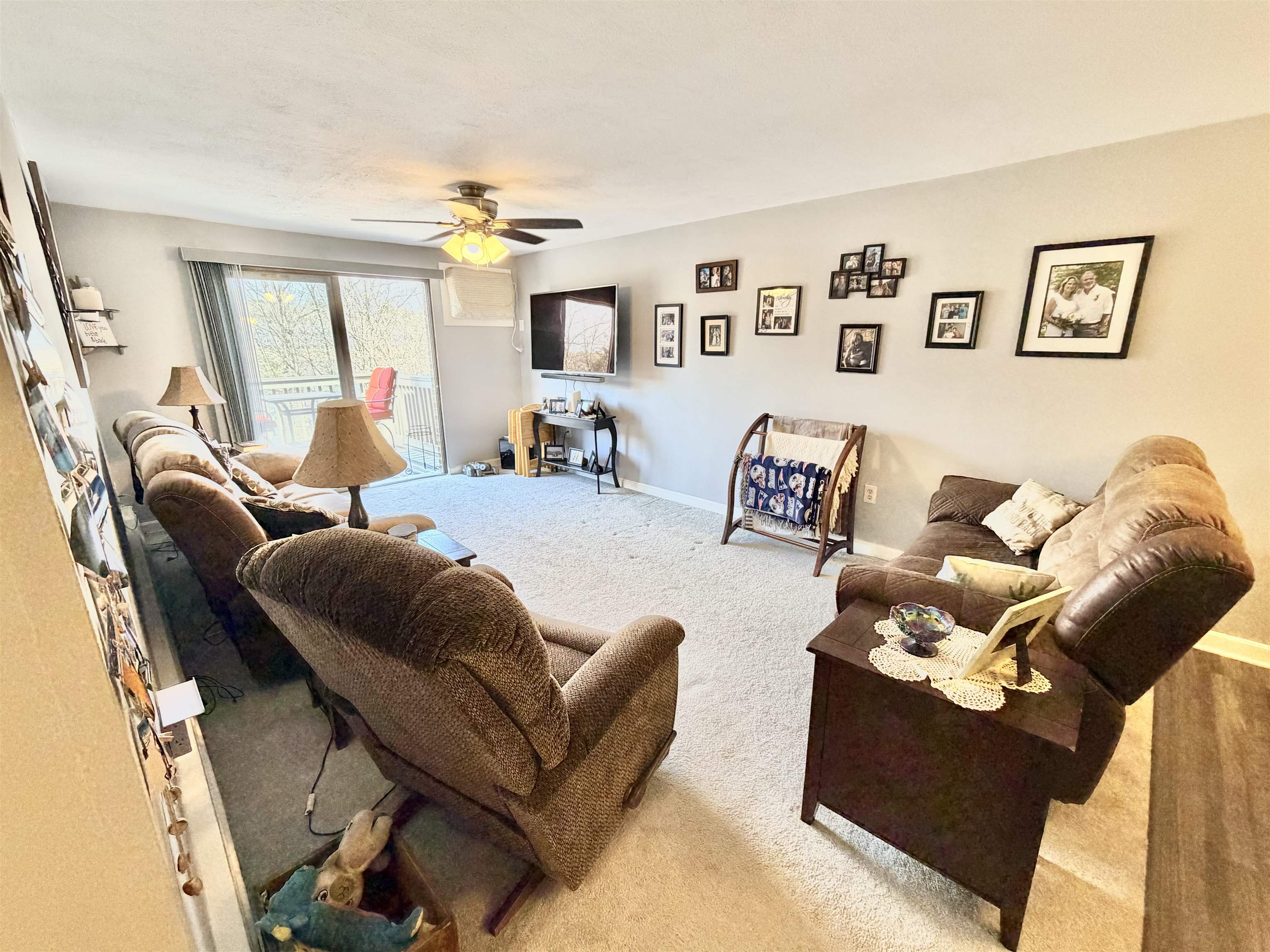 35 Andrew St, Manchester, NH 03104