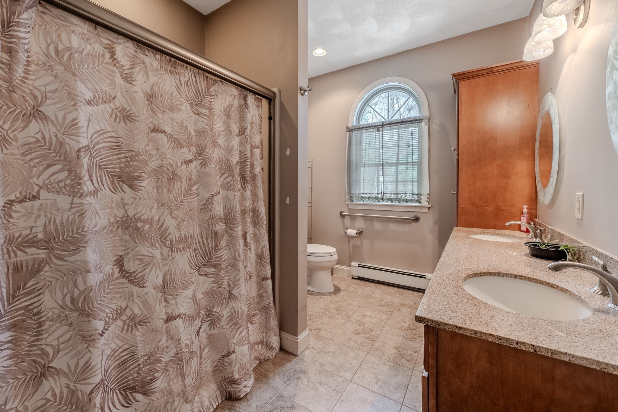 240 Main St, Pelham, NH 03076