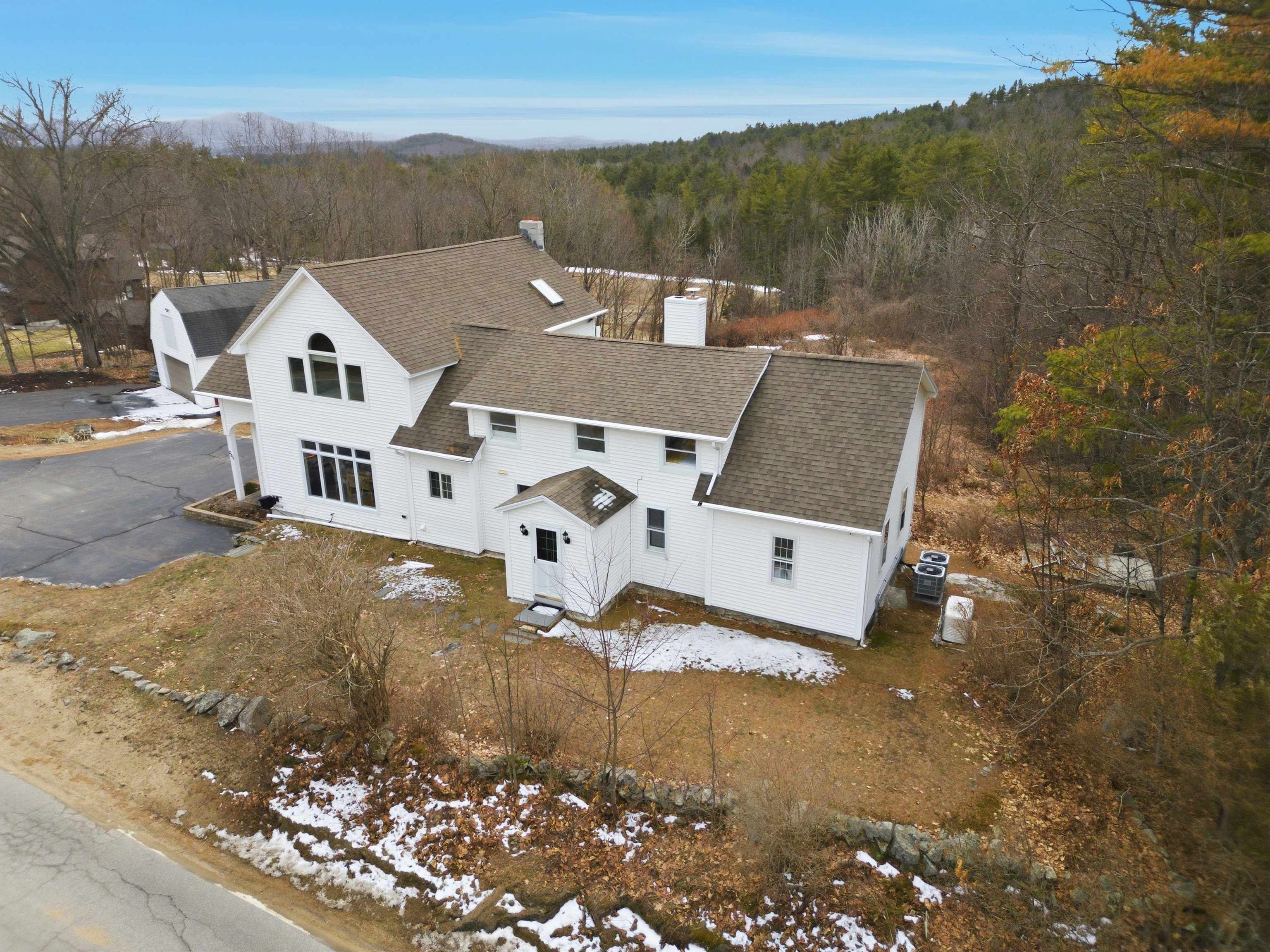 257 Meredith Neck Rd, Meredith, NH 03253