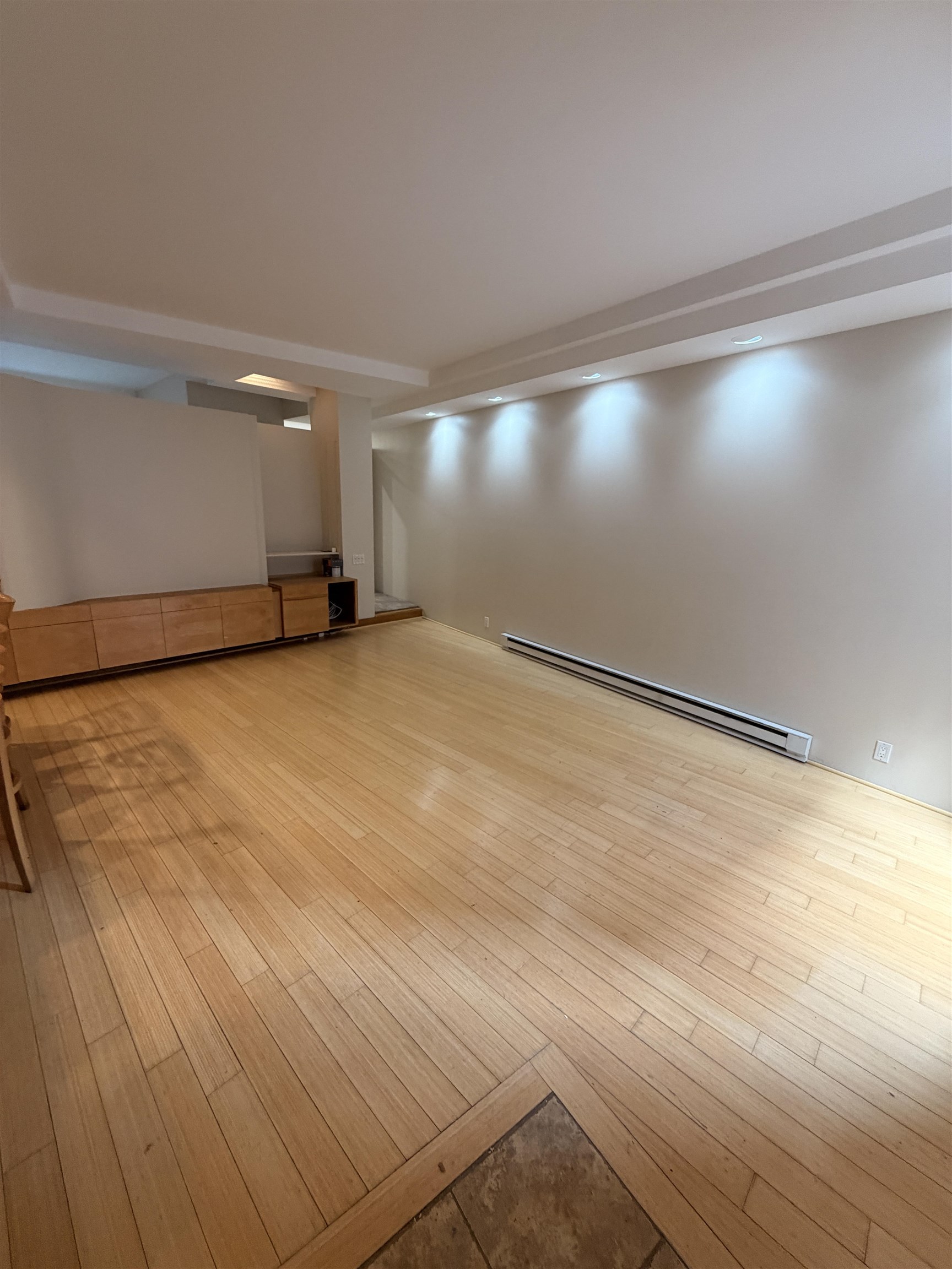 401 State St #P101, Portsmouth, NH 03801