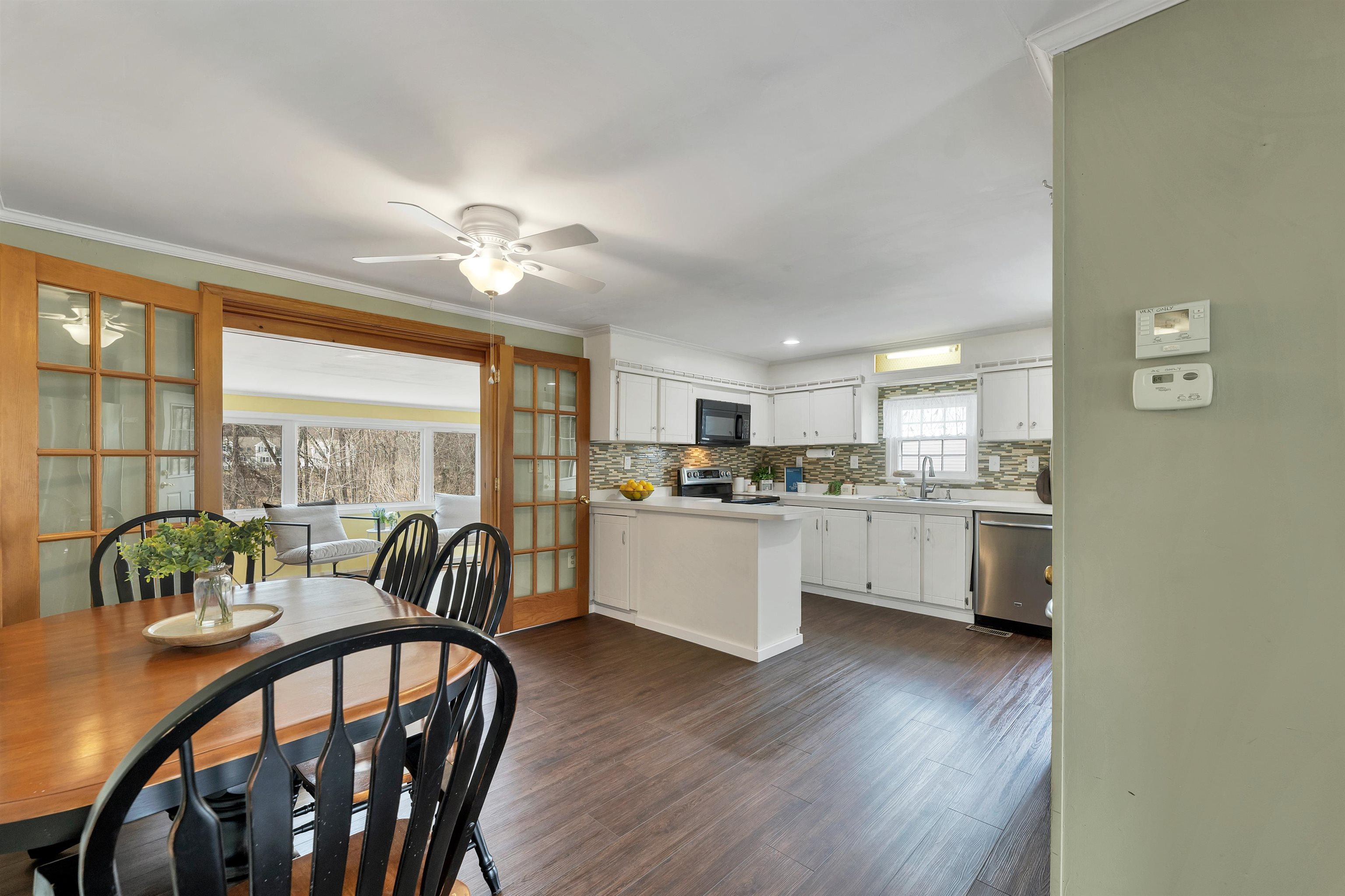 11 A St, Seabrook, NH 03874