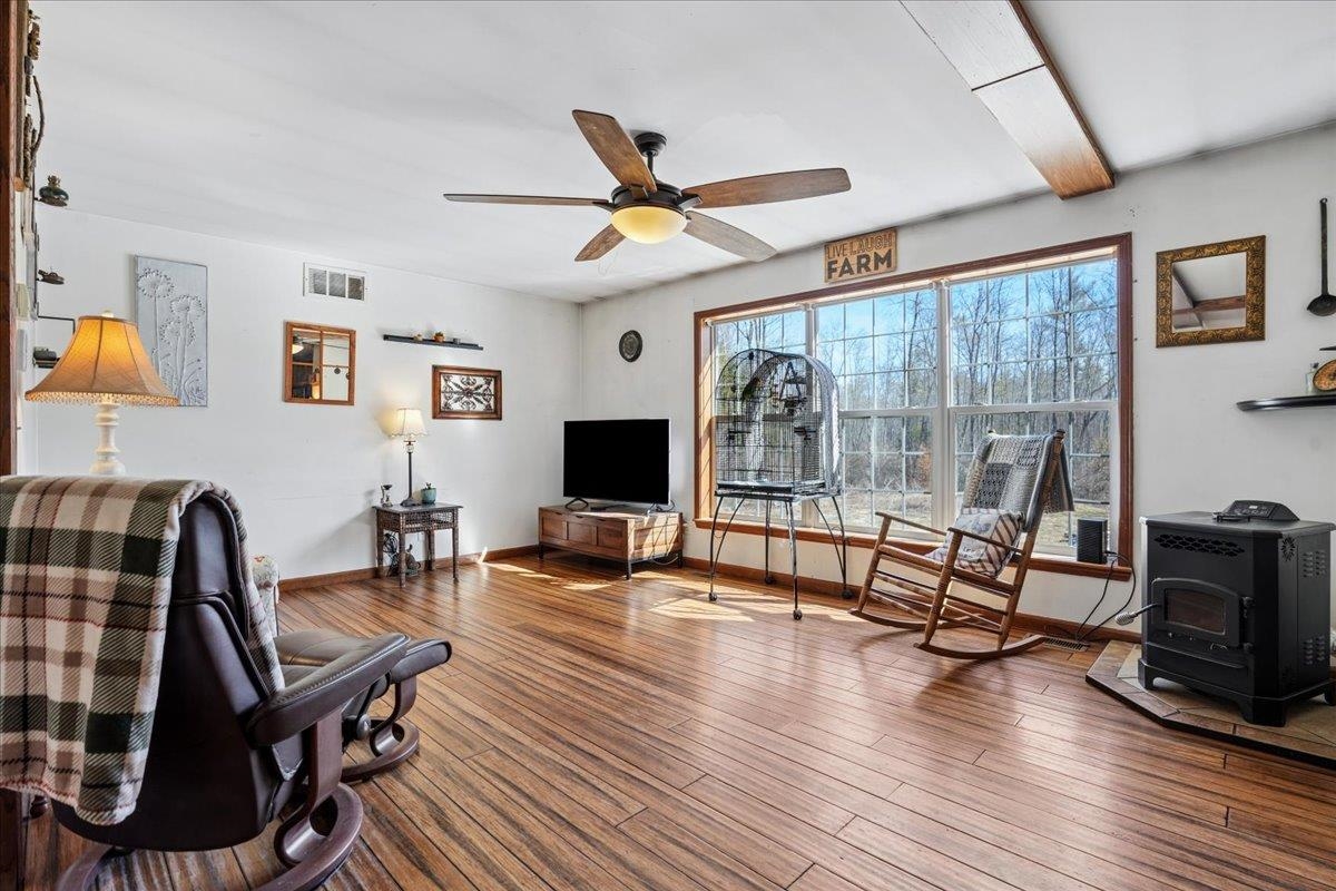 59 Harvey Lake Rd, Northwood, NH 03261