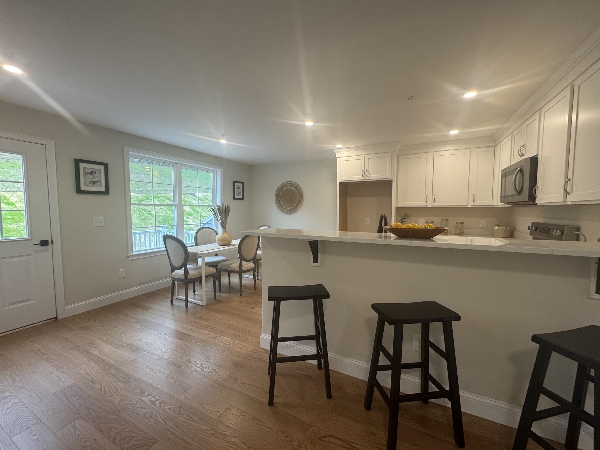 83 Kearsarge Ln, Tilton, NH 03276