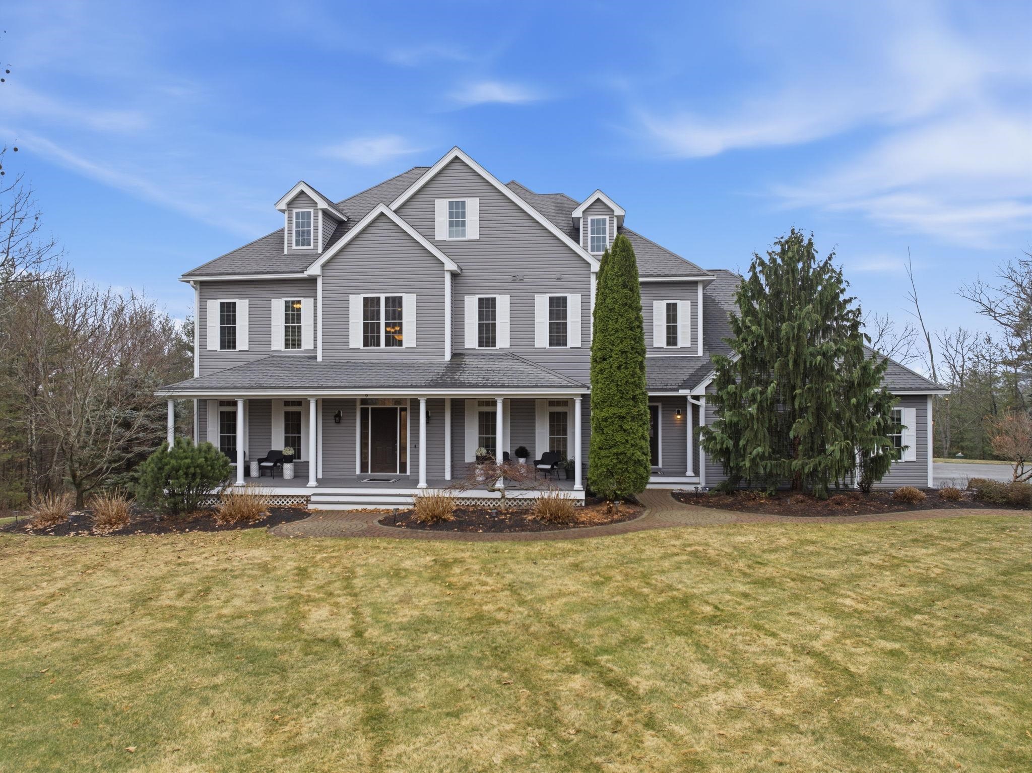 9 Louis Dr, Brookline, NH 03033