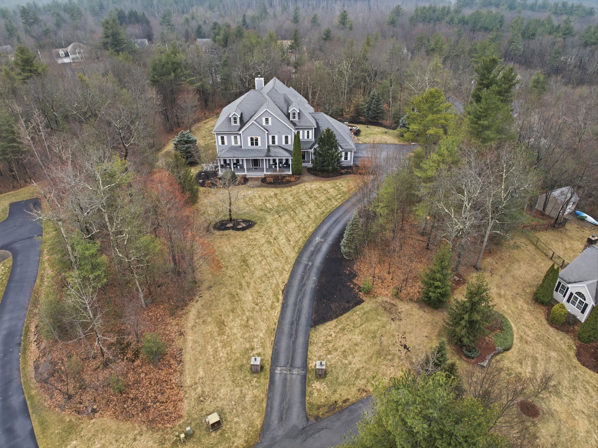 9 Louis Dr, Brookline, NH 03033